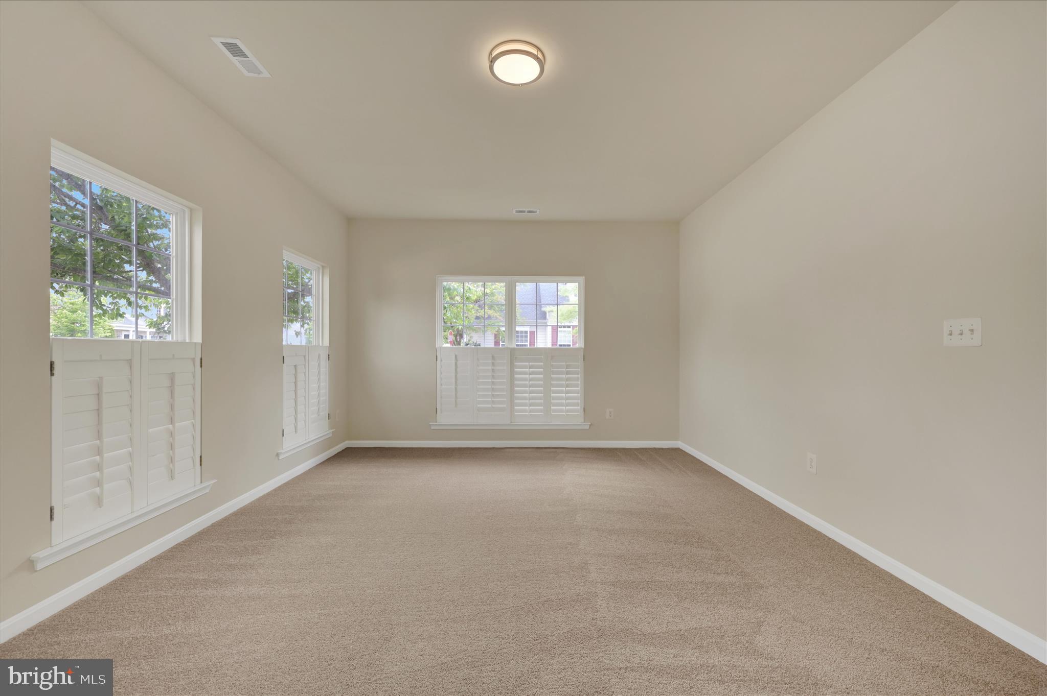 SYMPHONY VILLAGE AT CENTREVILLE - Residential
