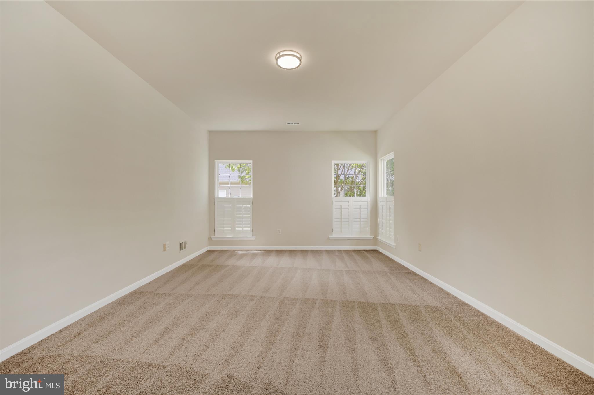 SYMPHONY VILLAGE AT CENTREVILLE - Residential