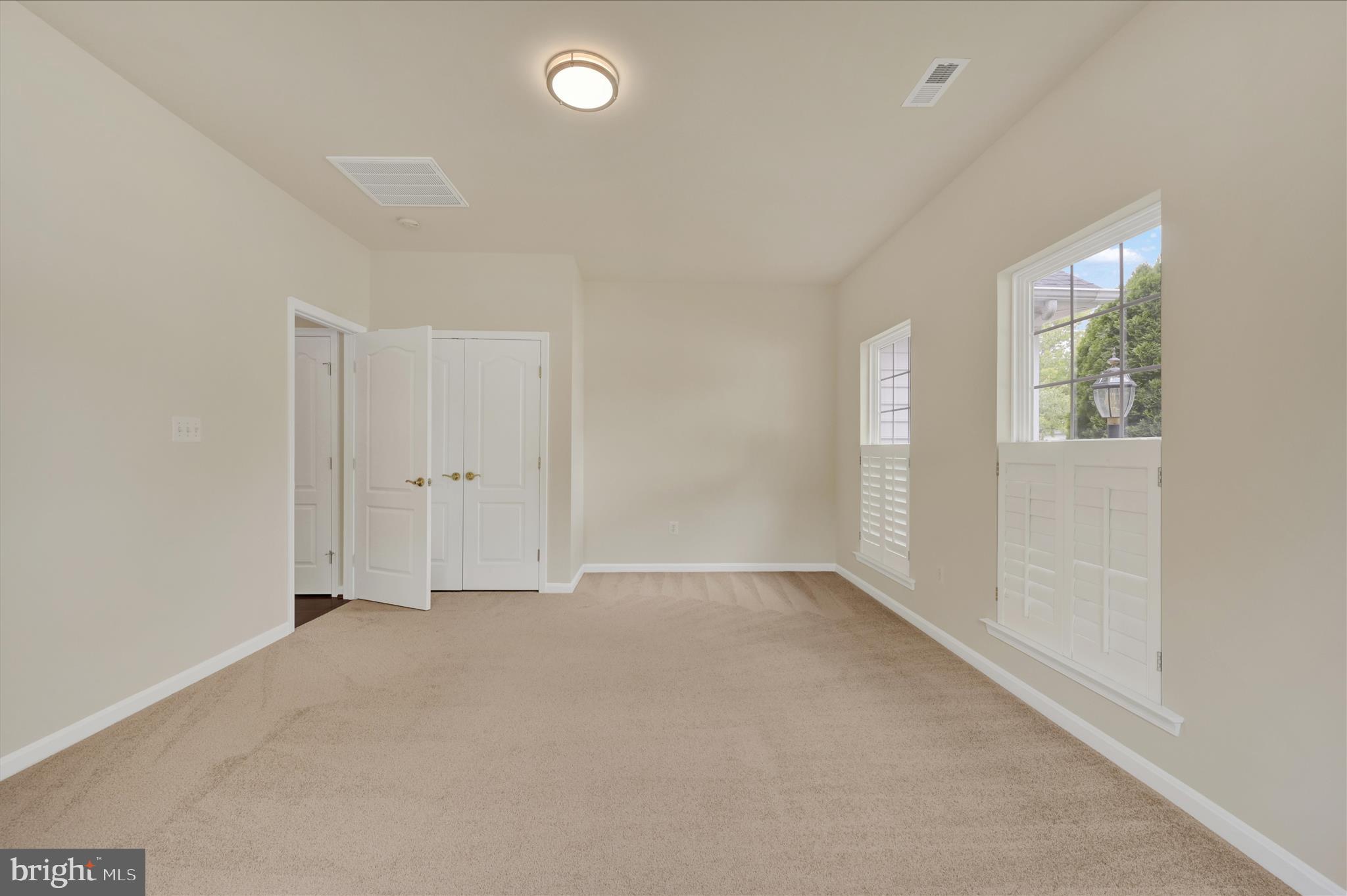SYMPHONY VILLAGE AT CENTREVILLE - Residential