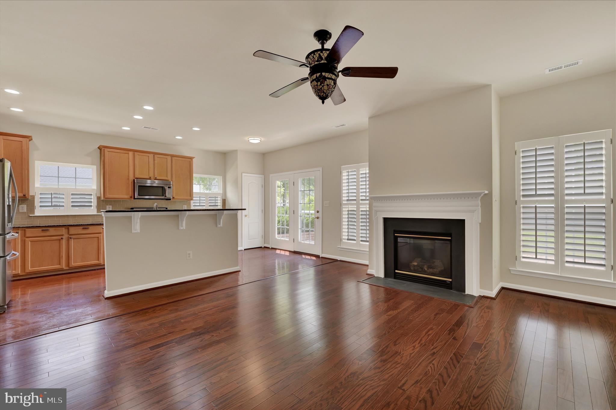 SYMPHONY VILLAGE AT CENTREVILLE - Residential