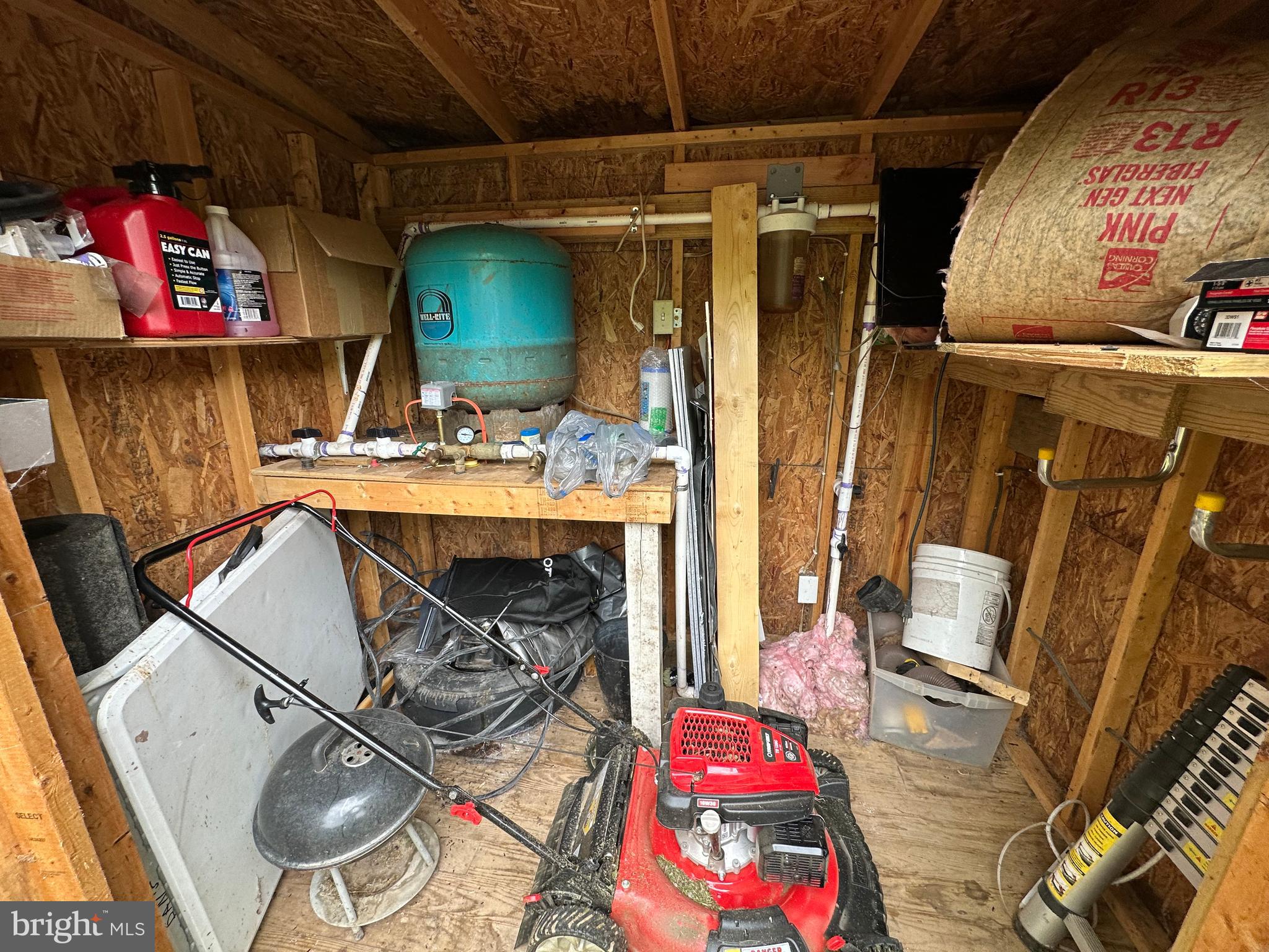 SPORTSMANS PARADISE - Land