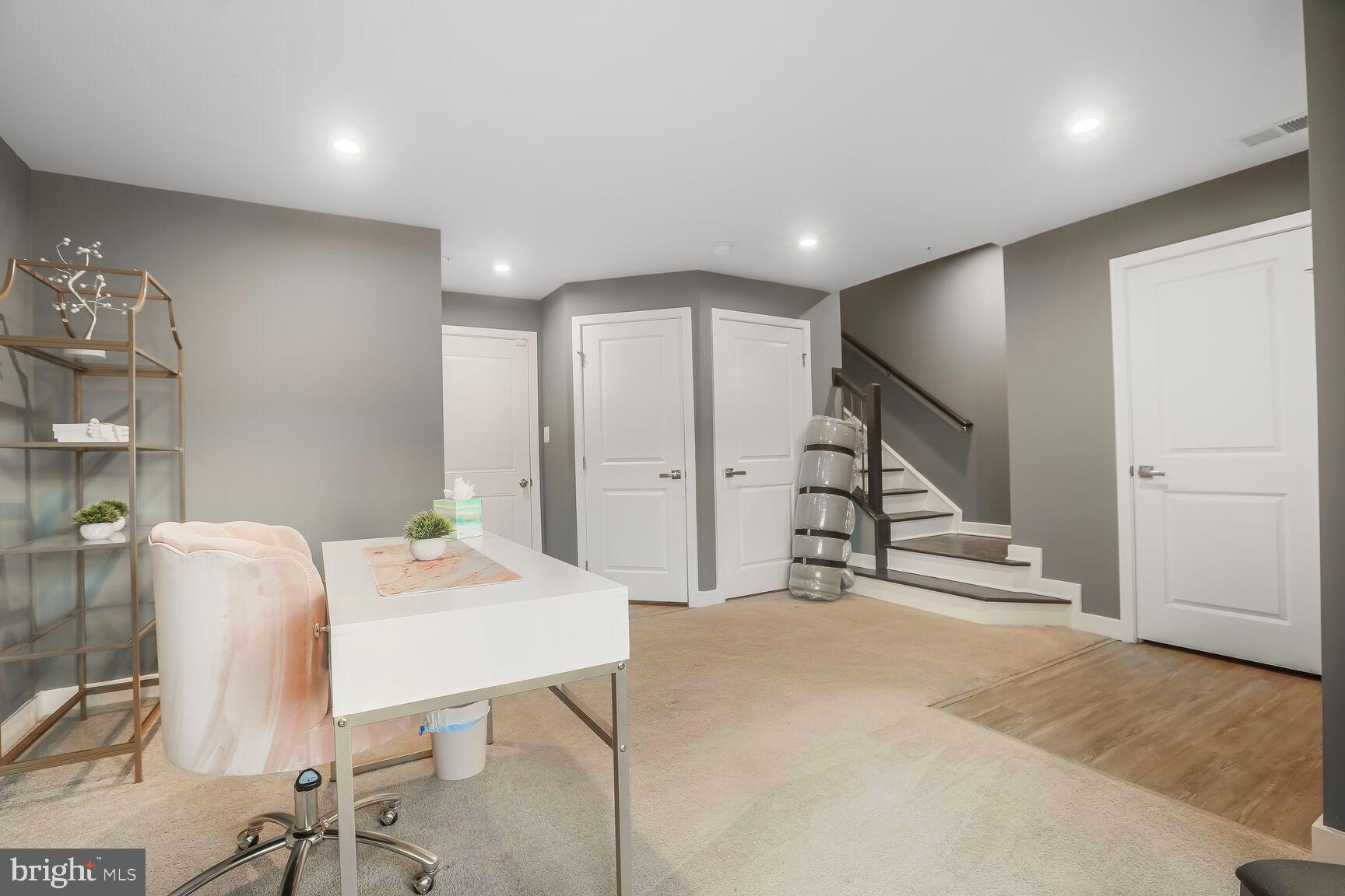 EAGER PARK TOWNHOMES - Residential Lease