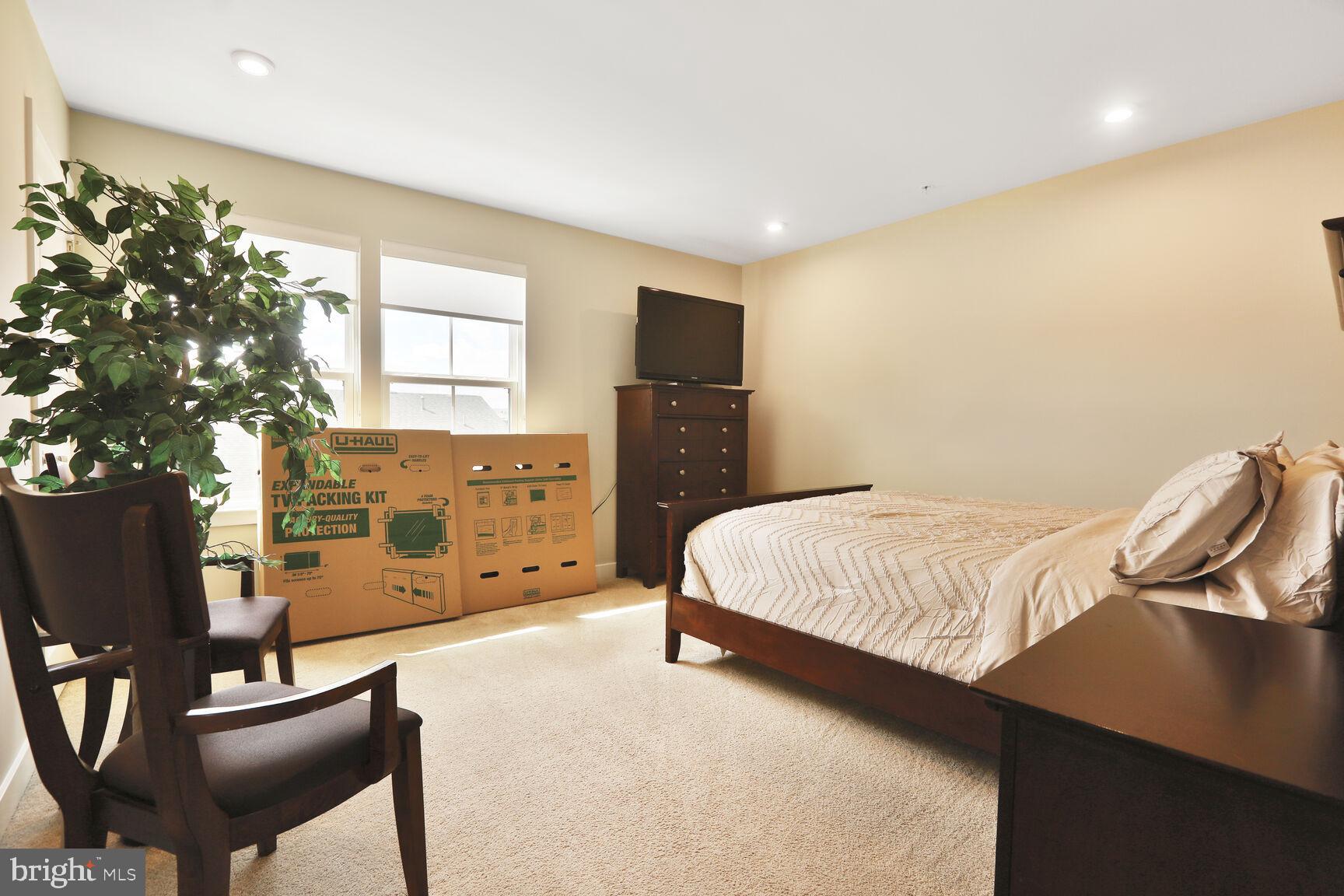 EAGER PARK TOWNHOMES - Residential Lease