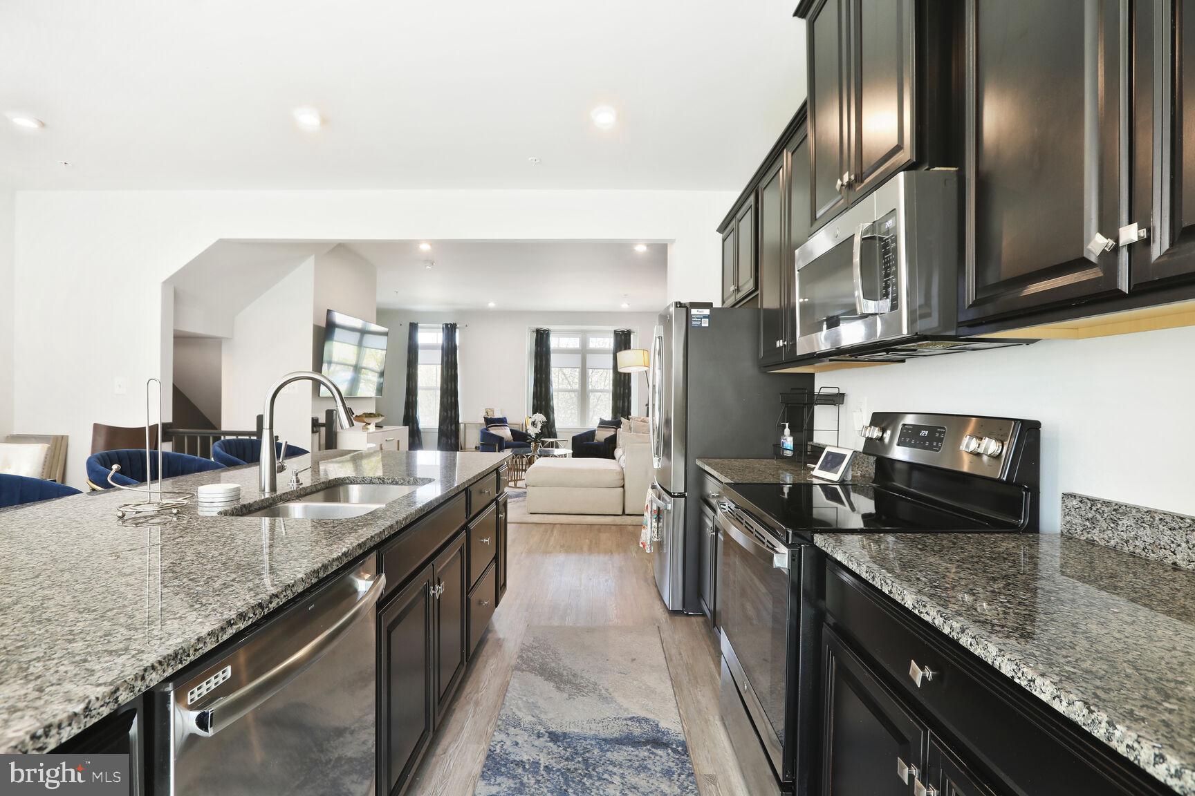 EAGER PARK TOWNHOMES - Residential Lease