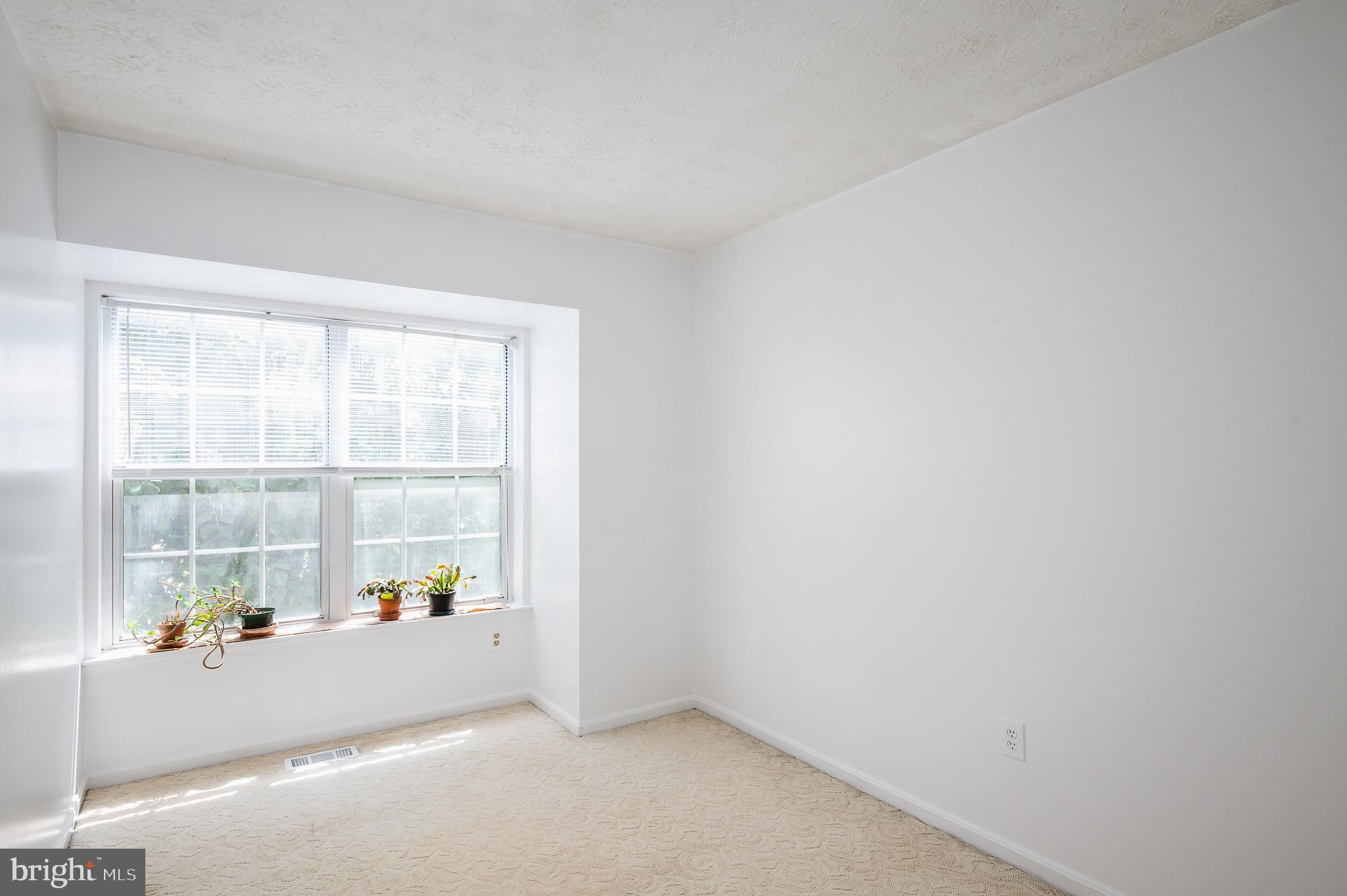 RIVERSIDE - Residential