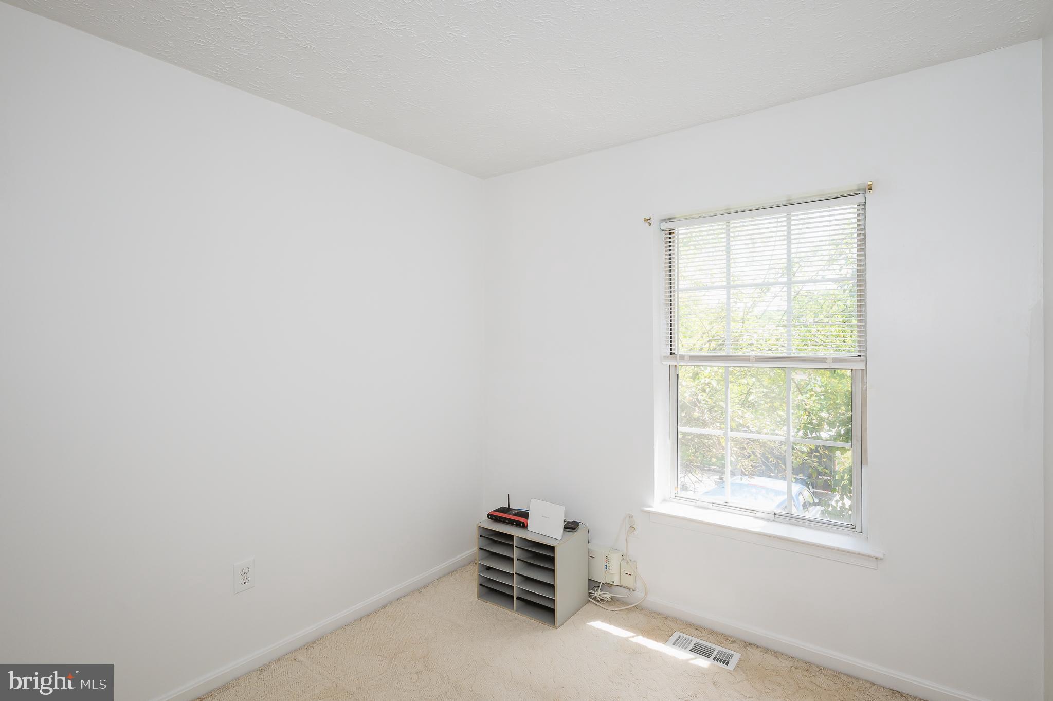 RIVERSIDE - Residential