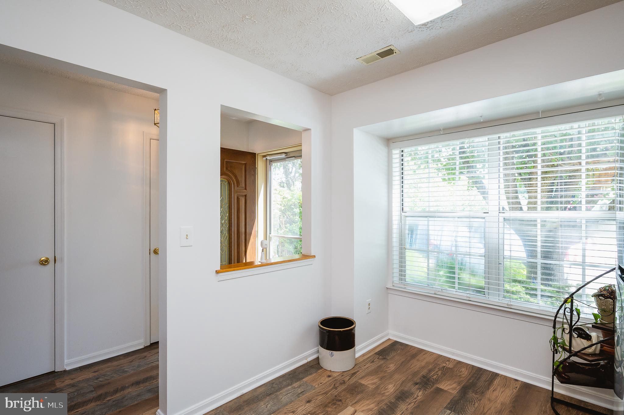 RIVERSIDE - Residential