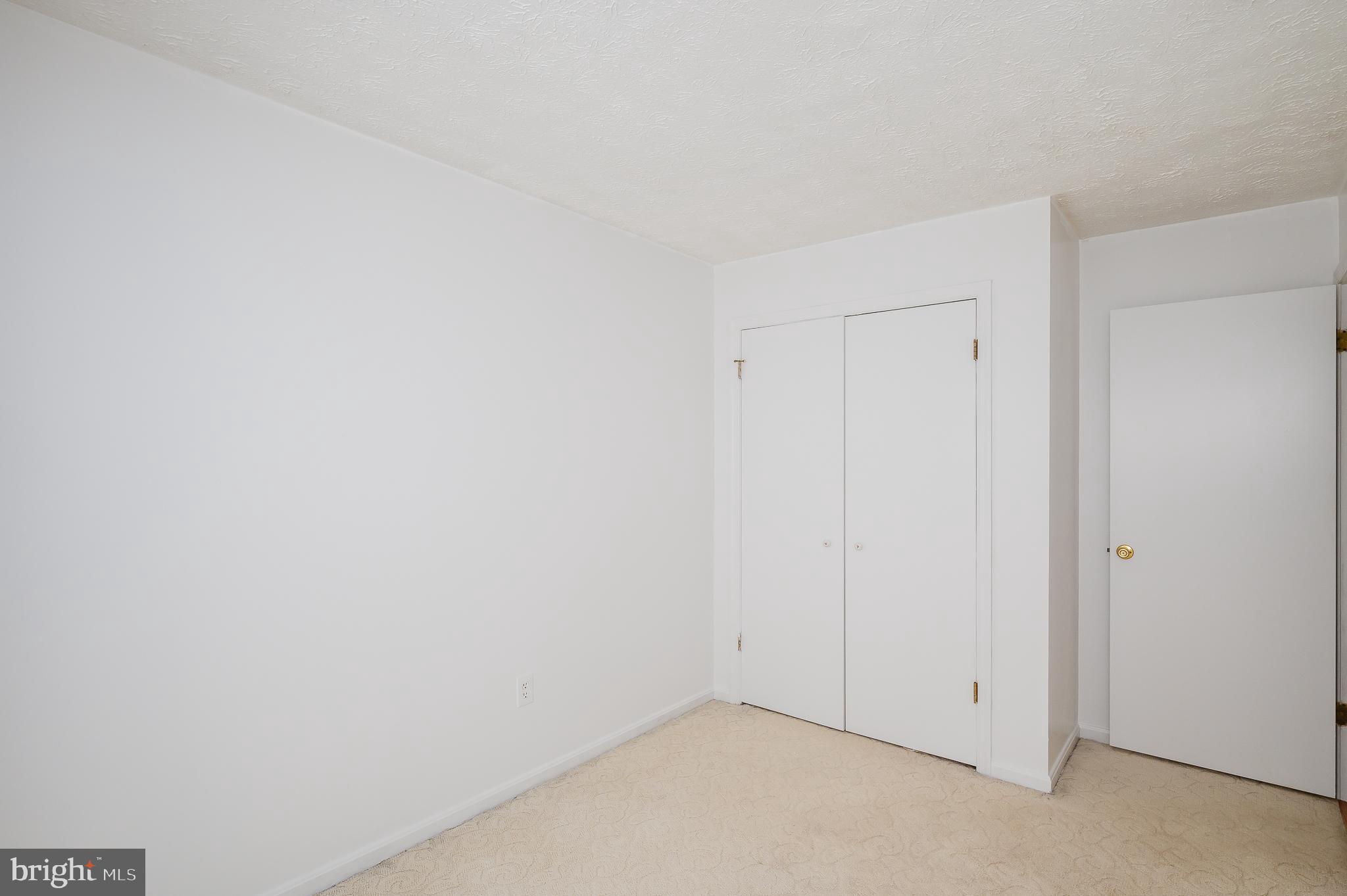 RIVERSIDE - Residential