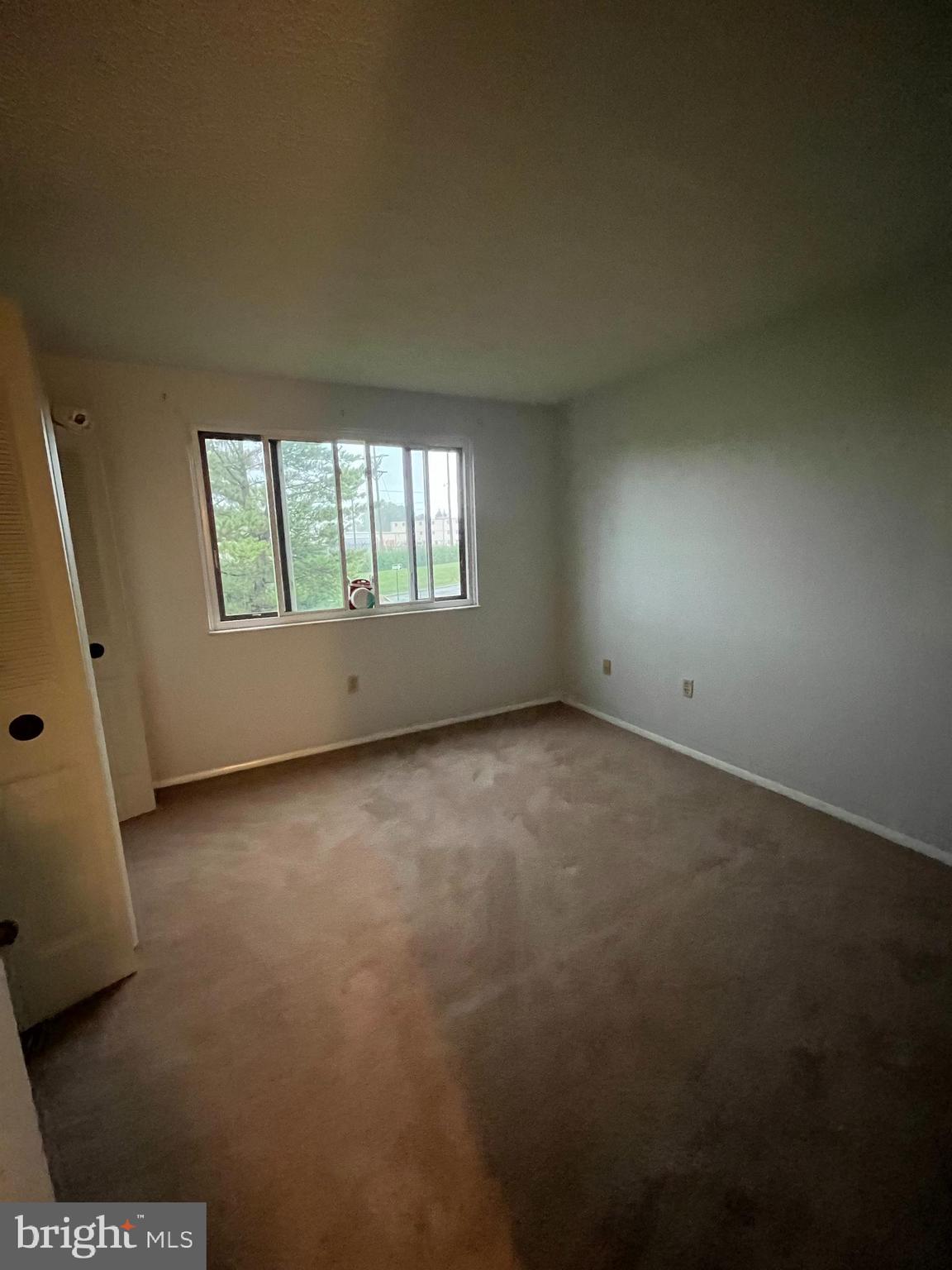 AMBERTOWNE - Residential Lease