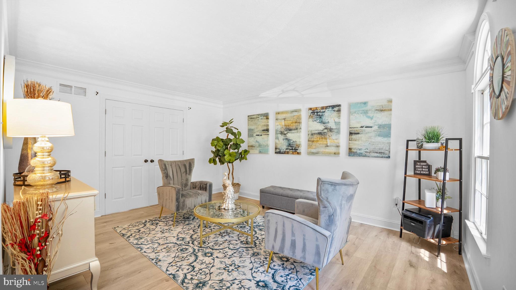 CROMWELL WOODS - Residential