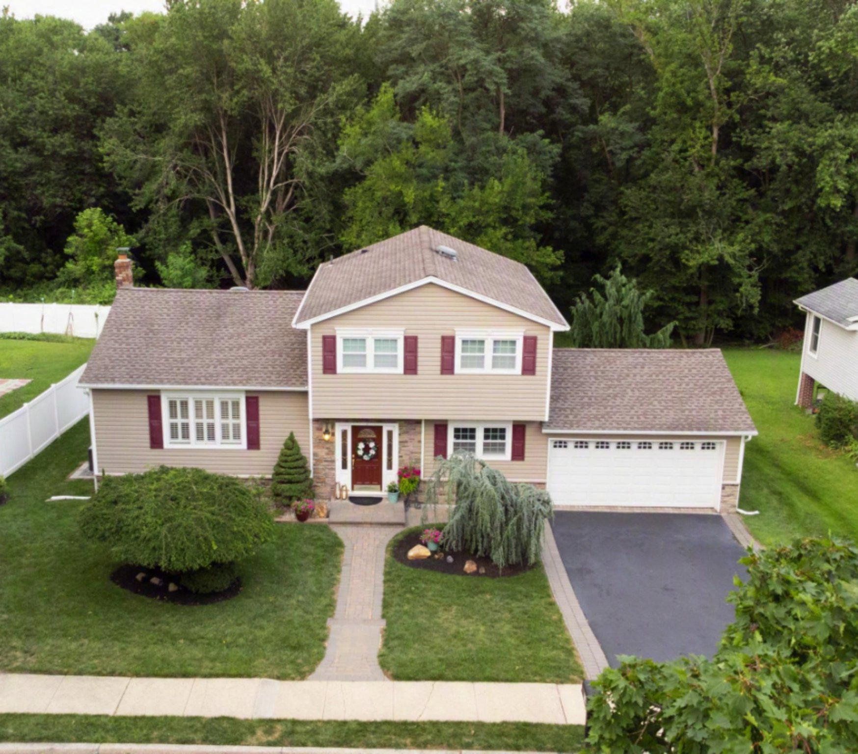 64 WESLEYAN DRIVE