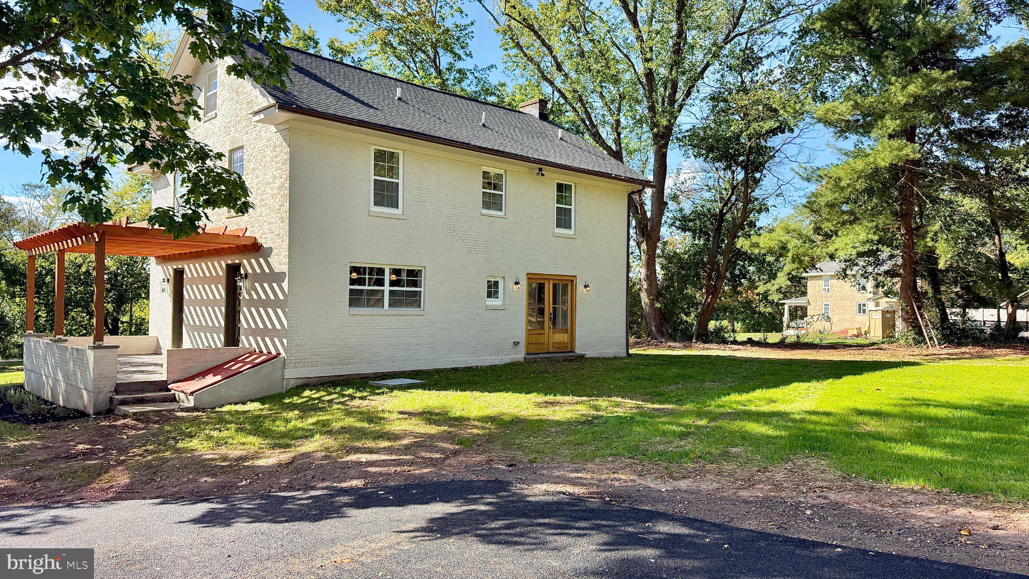 6 DURHAM ROAD