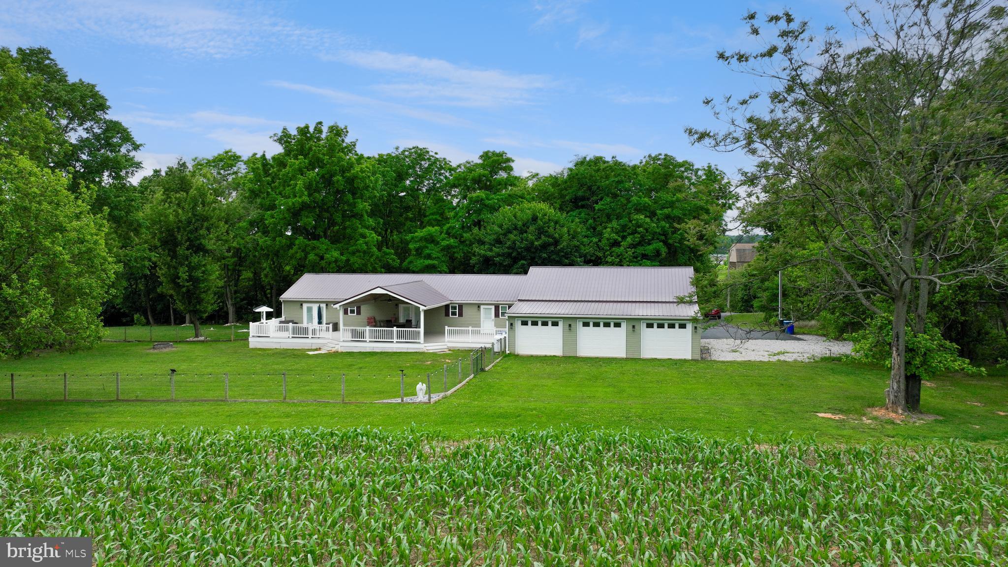 1025 WHITE OAK ROAD