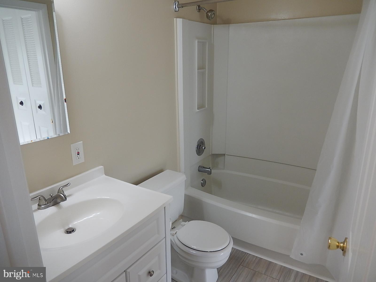 MURRAY HILL - Residential