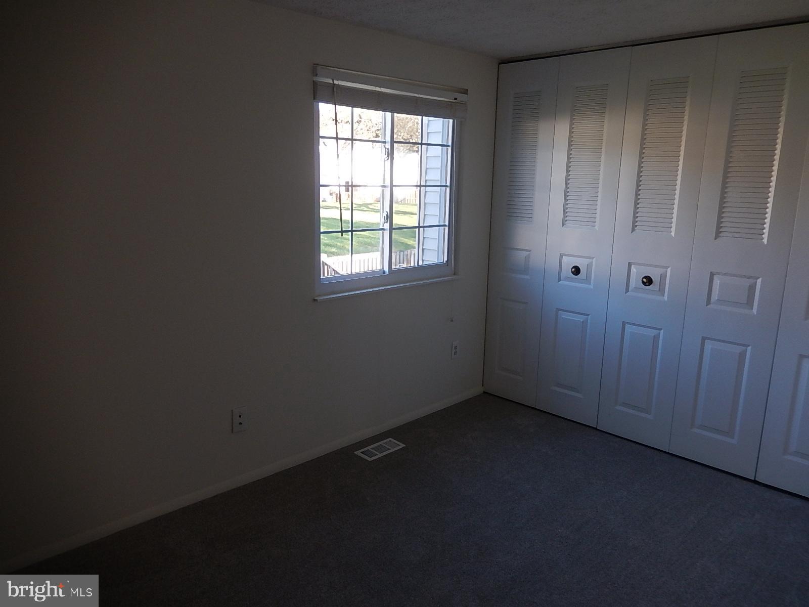 MURRAY HILL - Residential