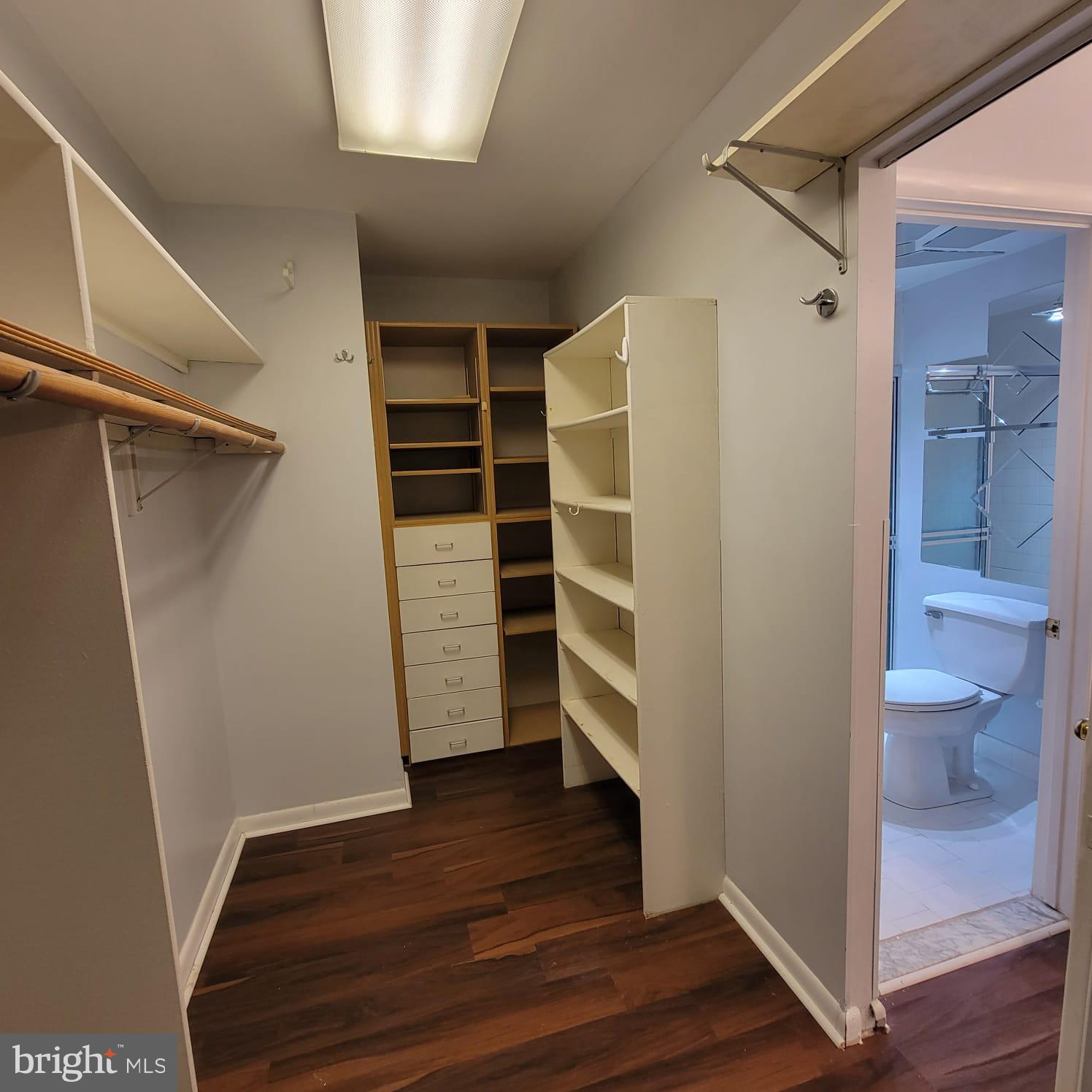 THE CLUBHOUSE - Residential Lease