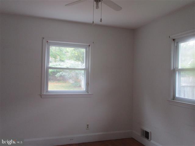 HILLENDALE PARK - Residential