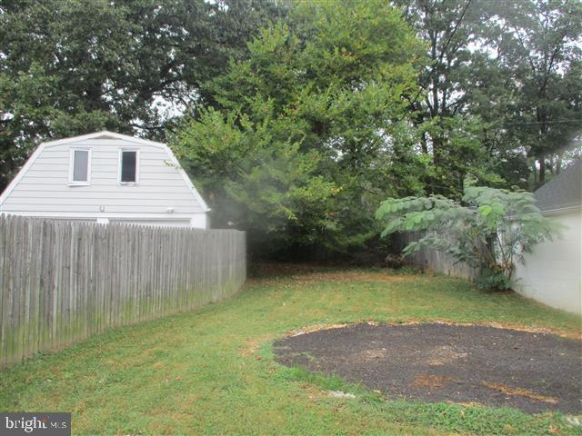 HILLENDALE PARK - Residential