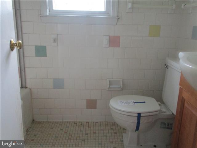 HILLENDALE PARK - Residential