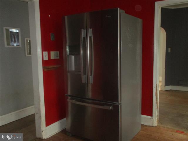 HILLENDALE PARK - Residential