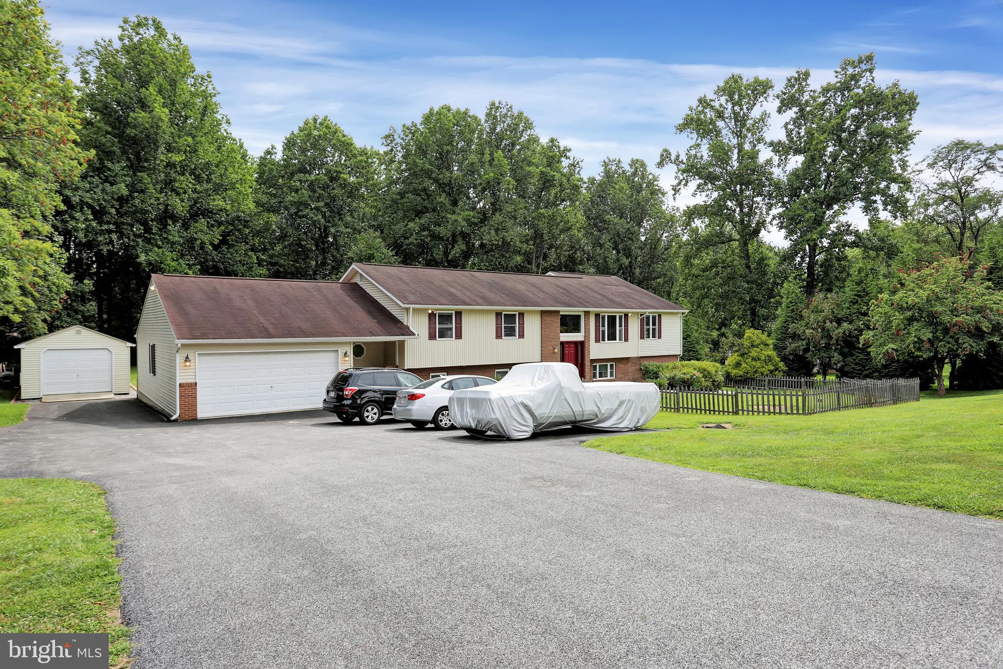 DOVER DOWNS - Residential