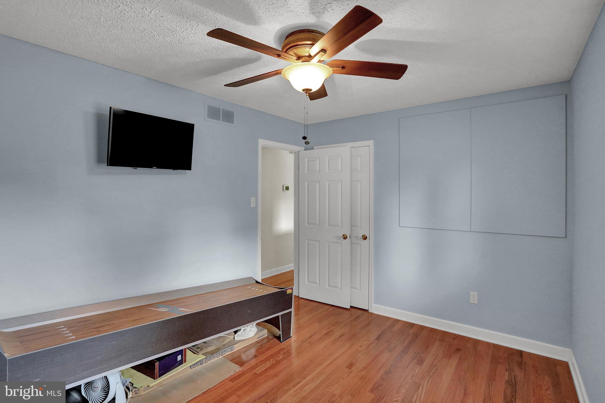 DOVER DOWNS - Residential