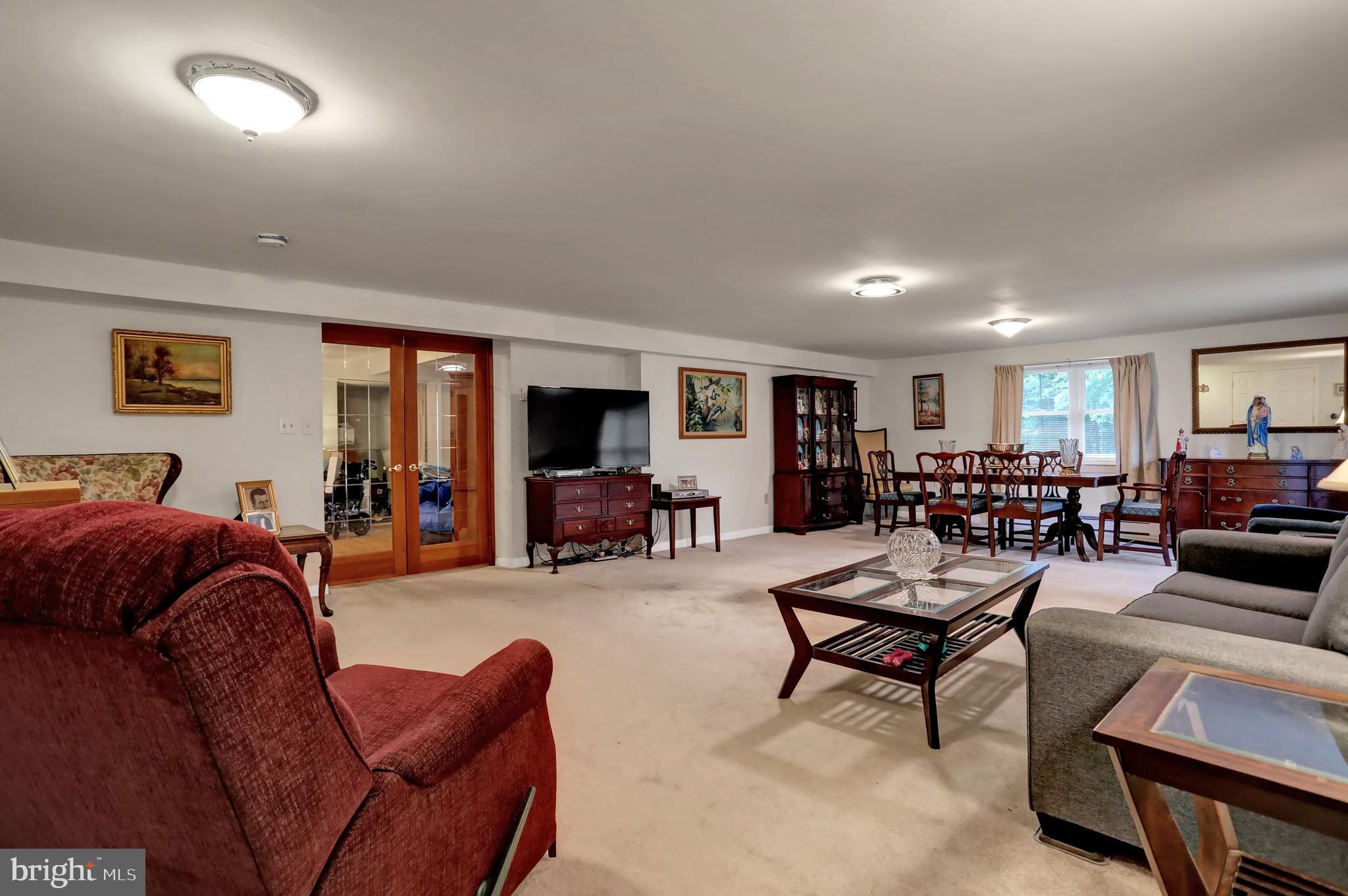 DOVER DOWNS - Residential