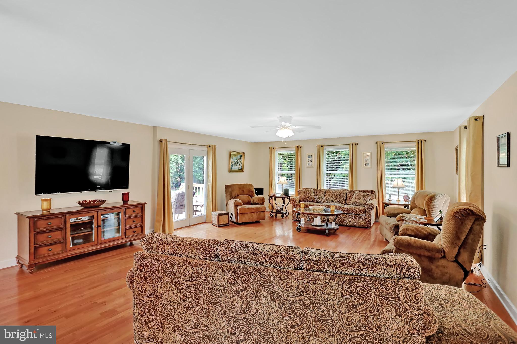 DOVER DOWNS - Residential