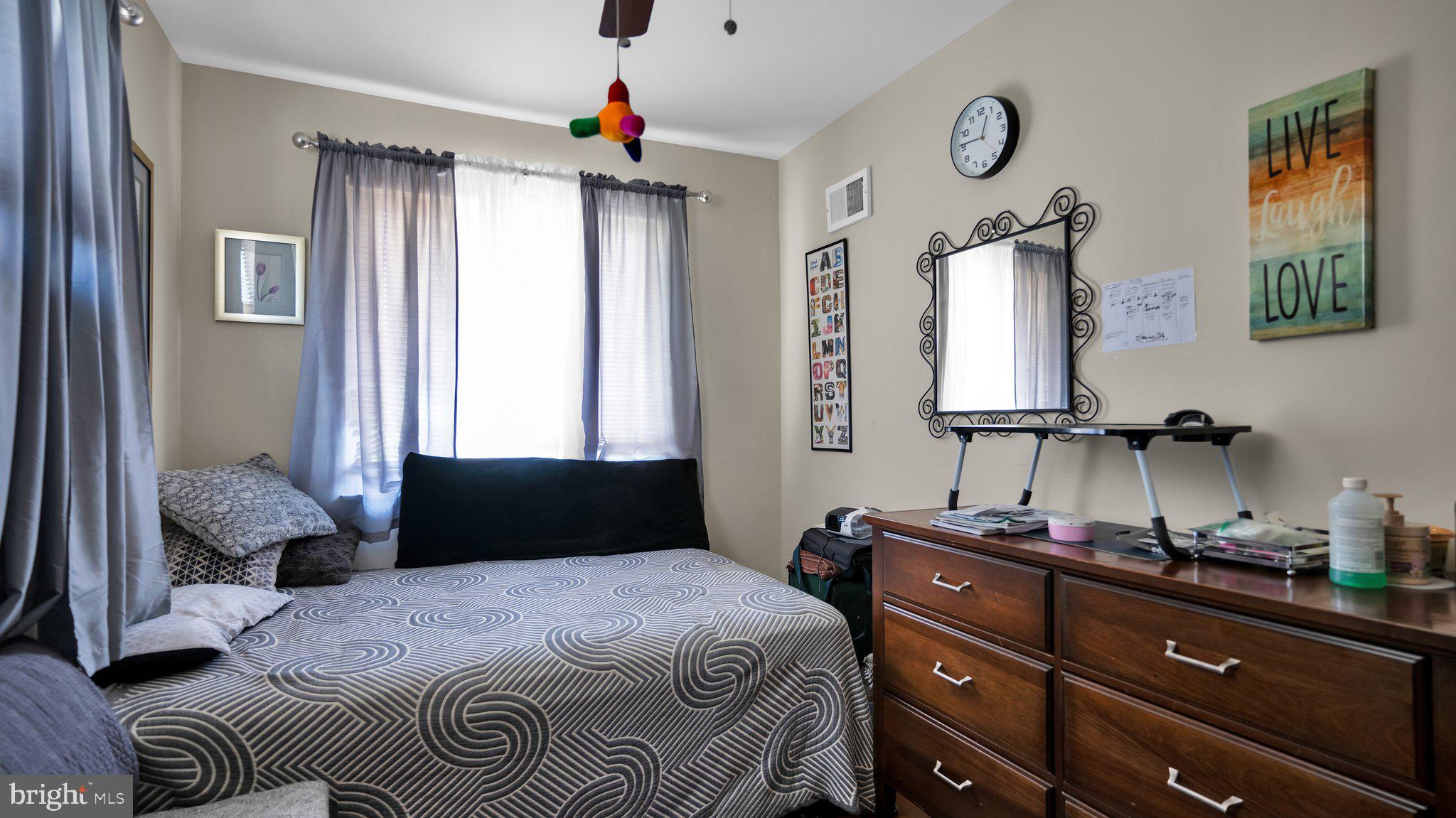 GLASSMANOR - Residential