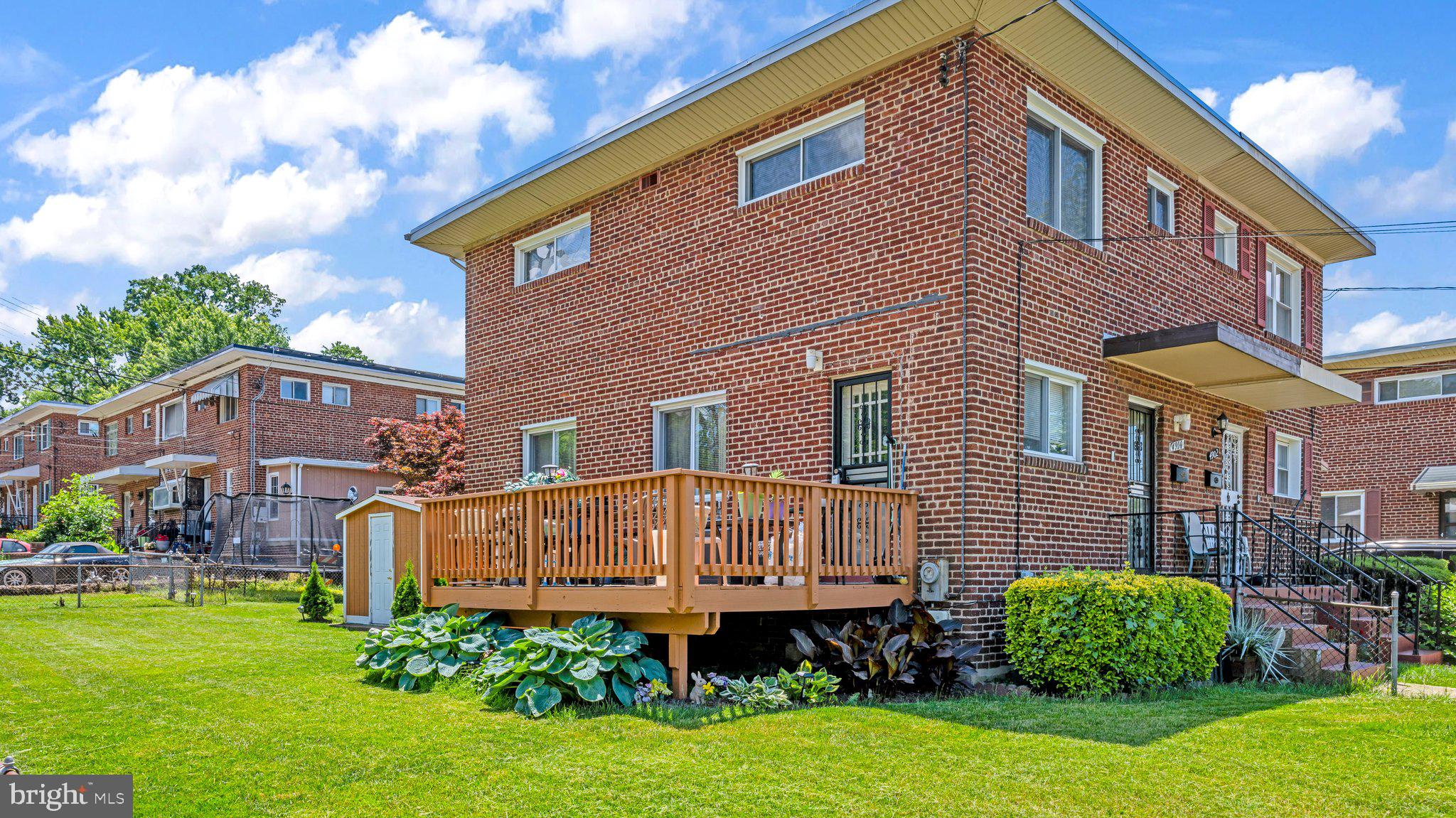 GLASSMANOR - Residential