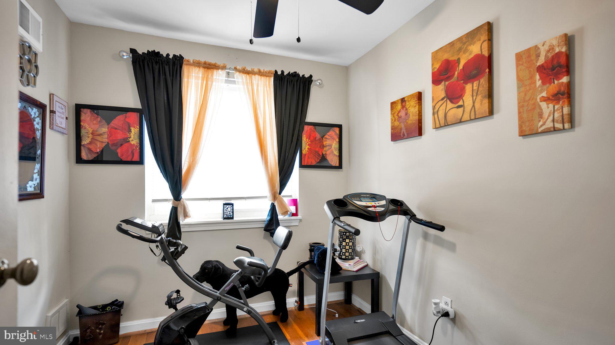 GLASSMANOR - Residential