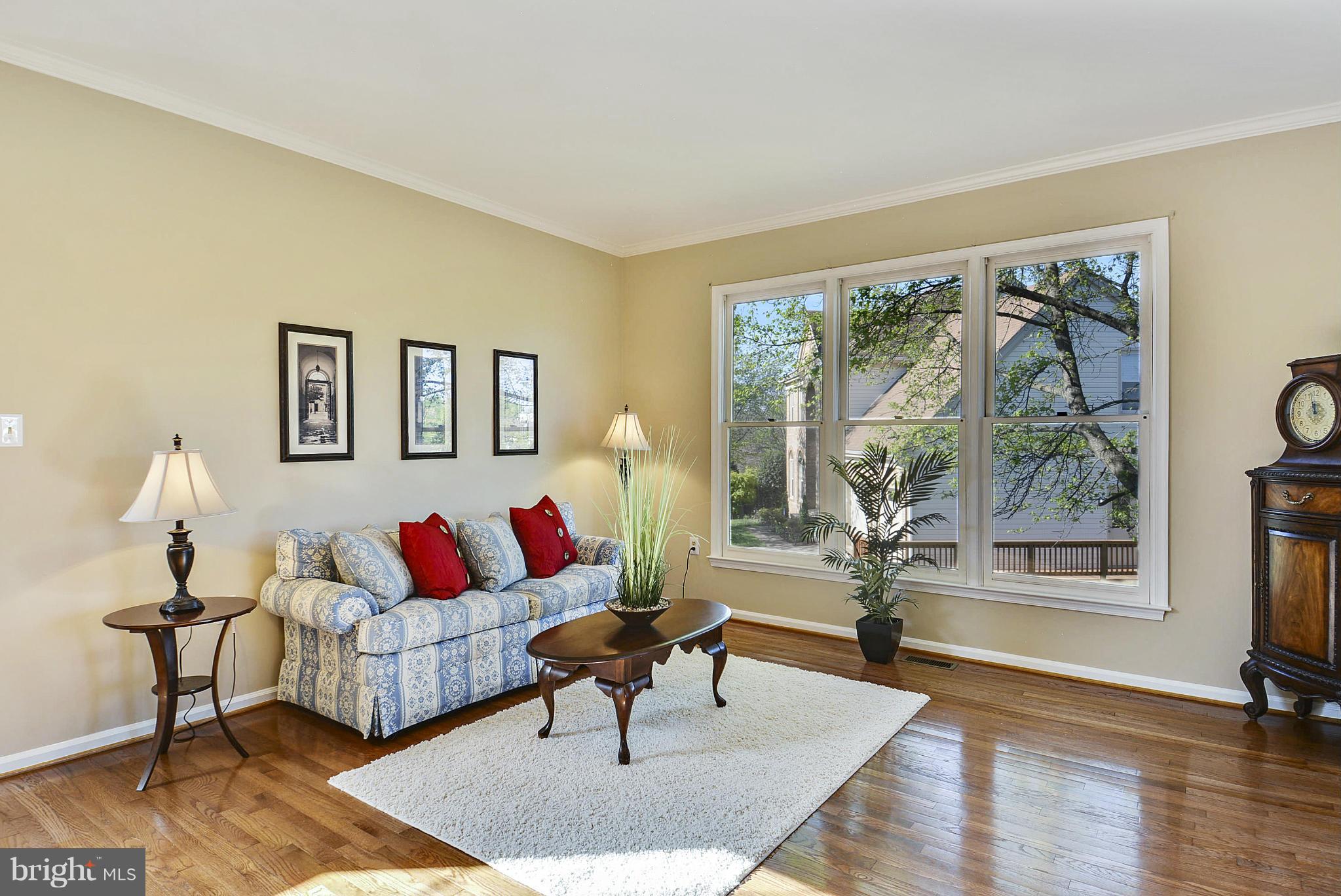 CHANTILLY HIGHLANDS - Residential