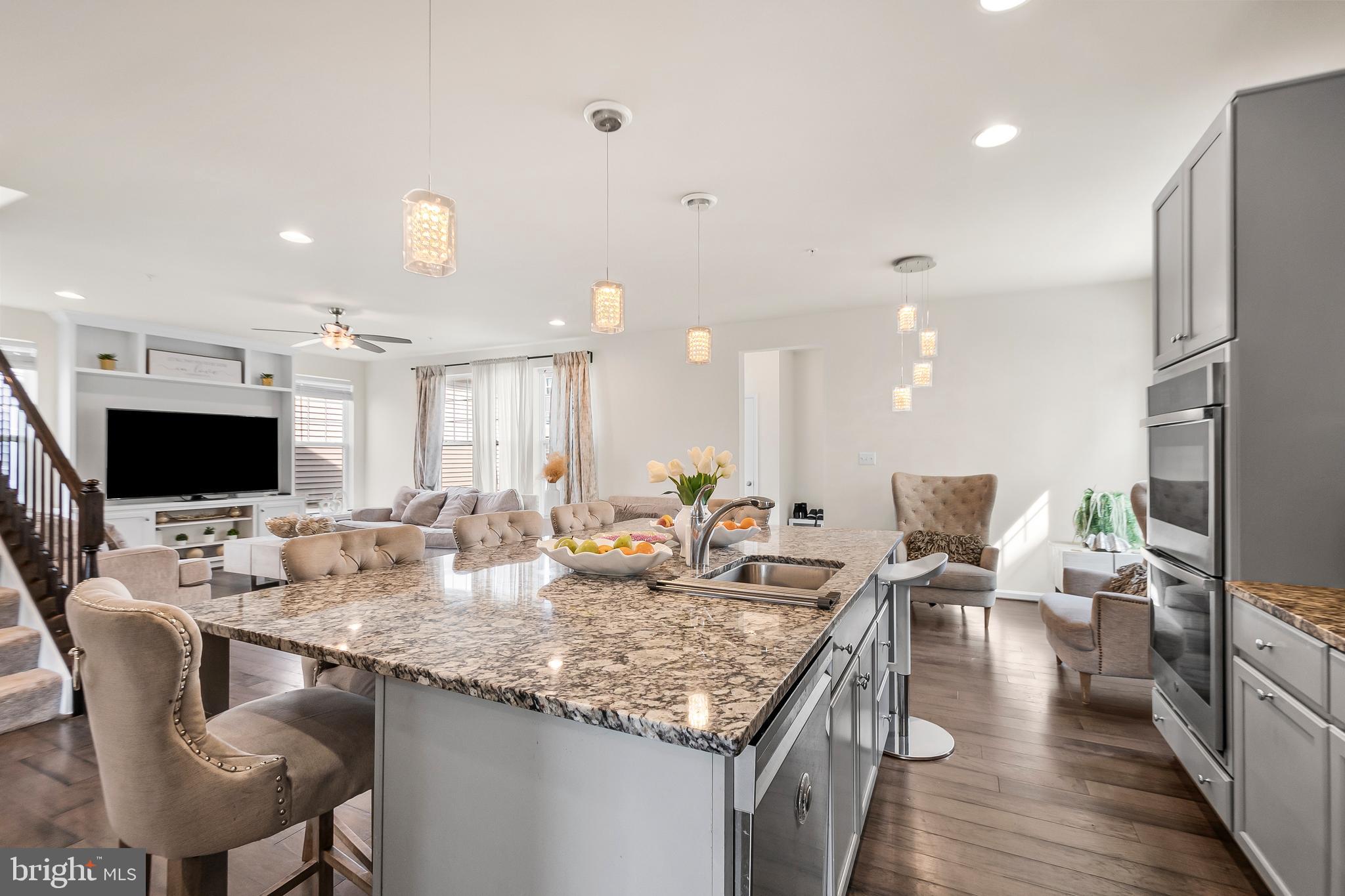 TALLYN RIDGE - Residential