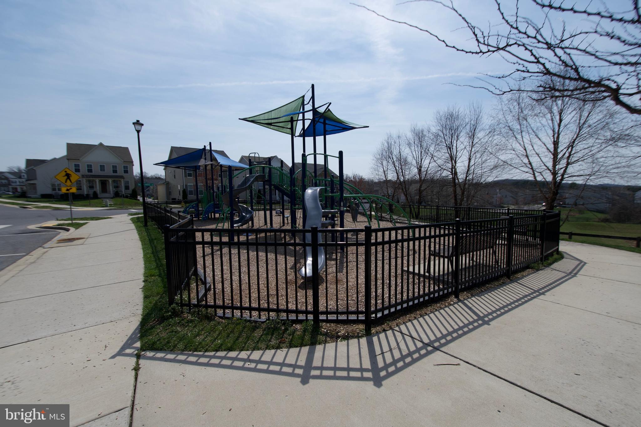 TALLYN RIDGE - Residential