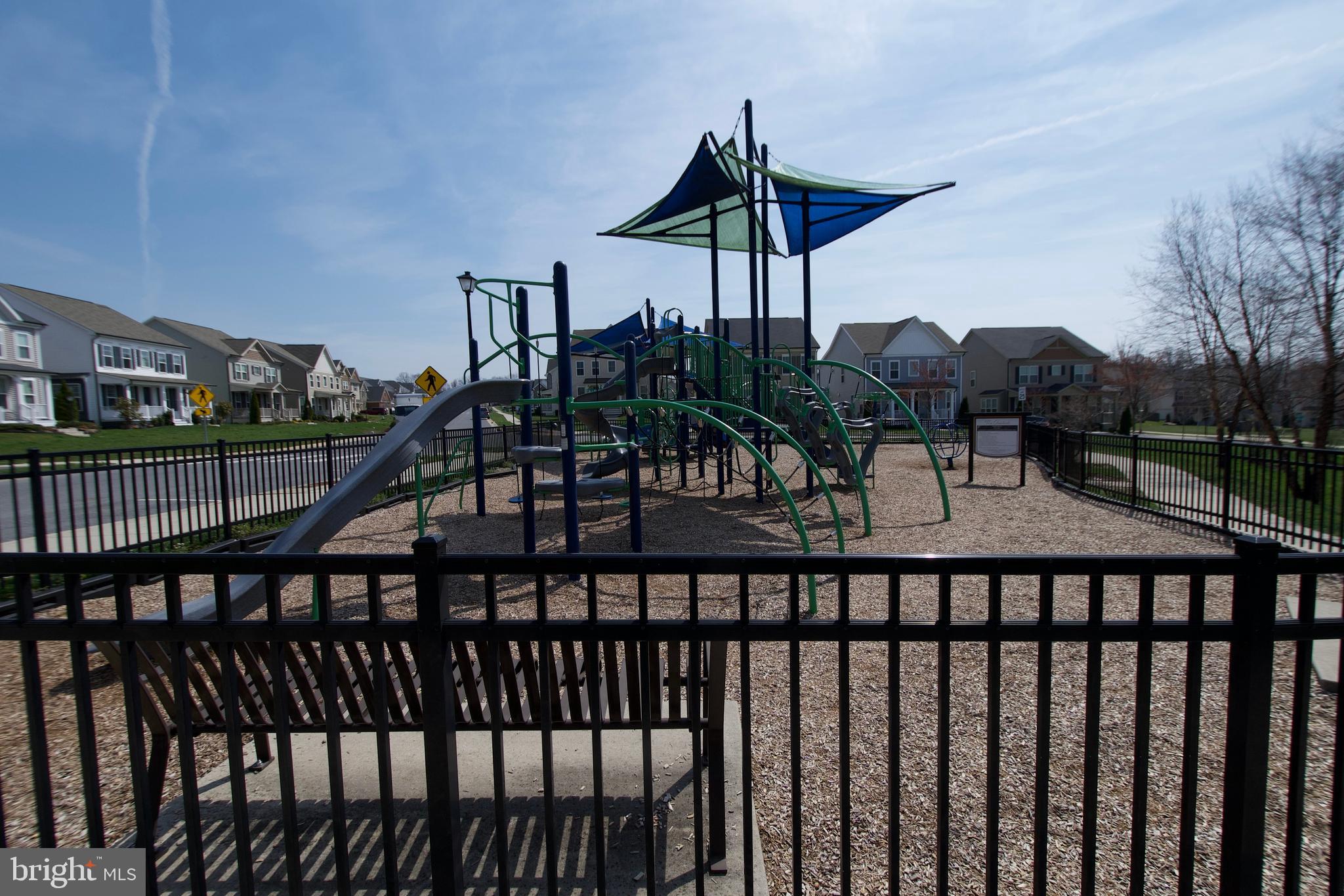 TALLYN RIDGE - Residential