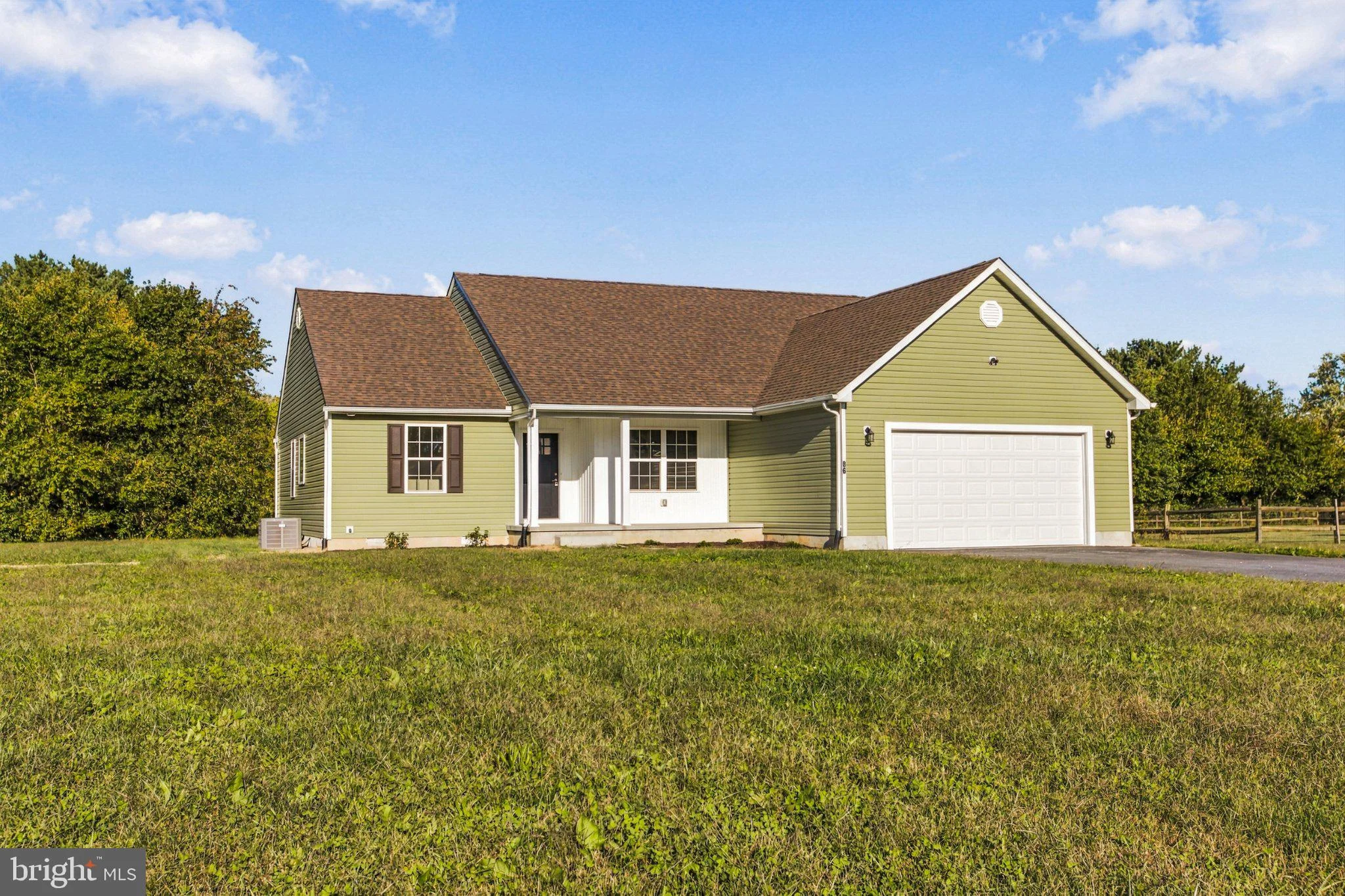 86 Winery Way, Felton, DE 19943
