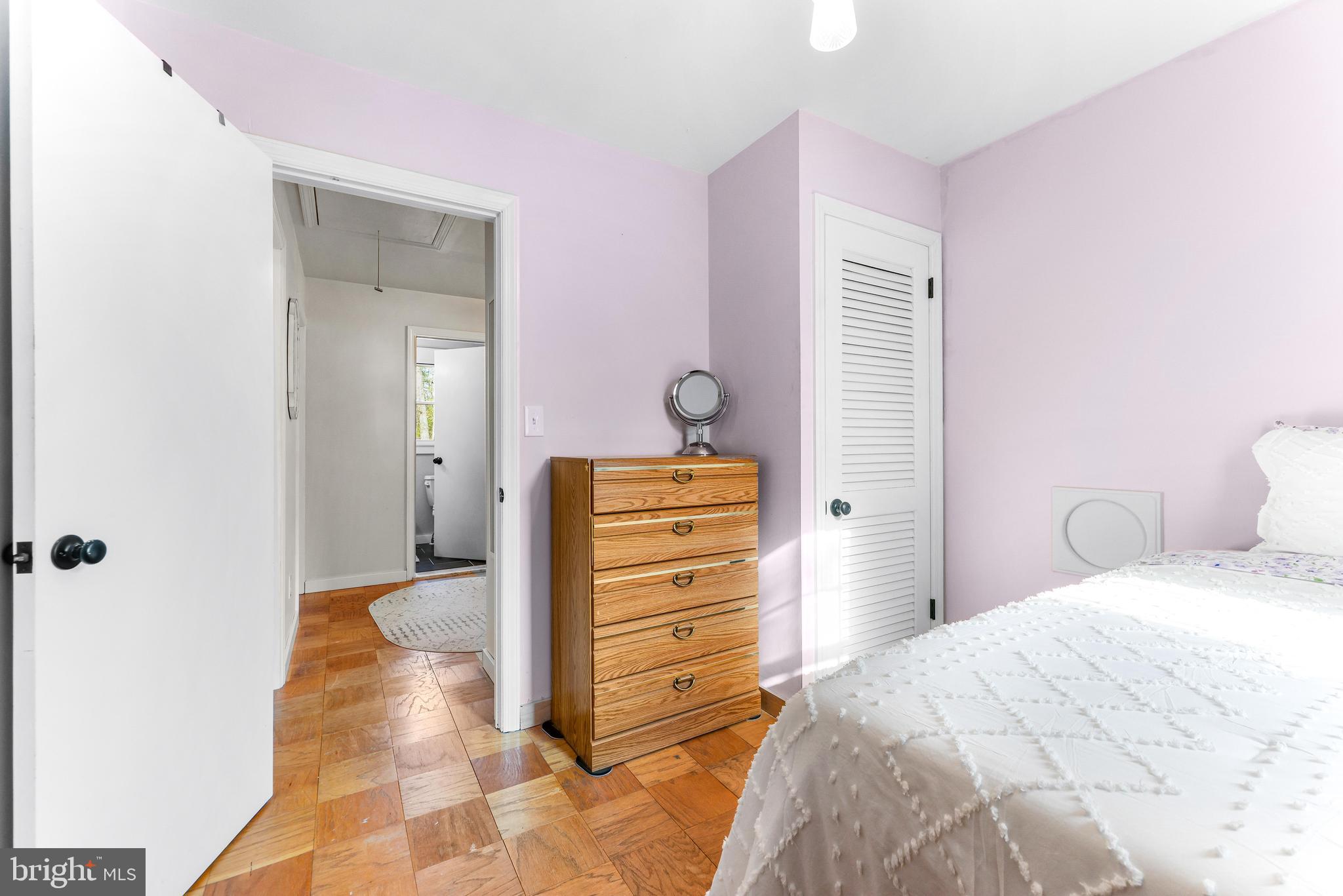 MIDDLE RIVER - Residential