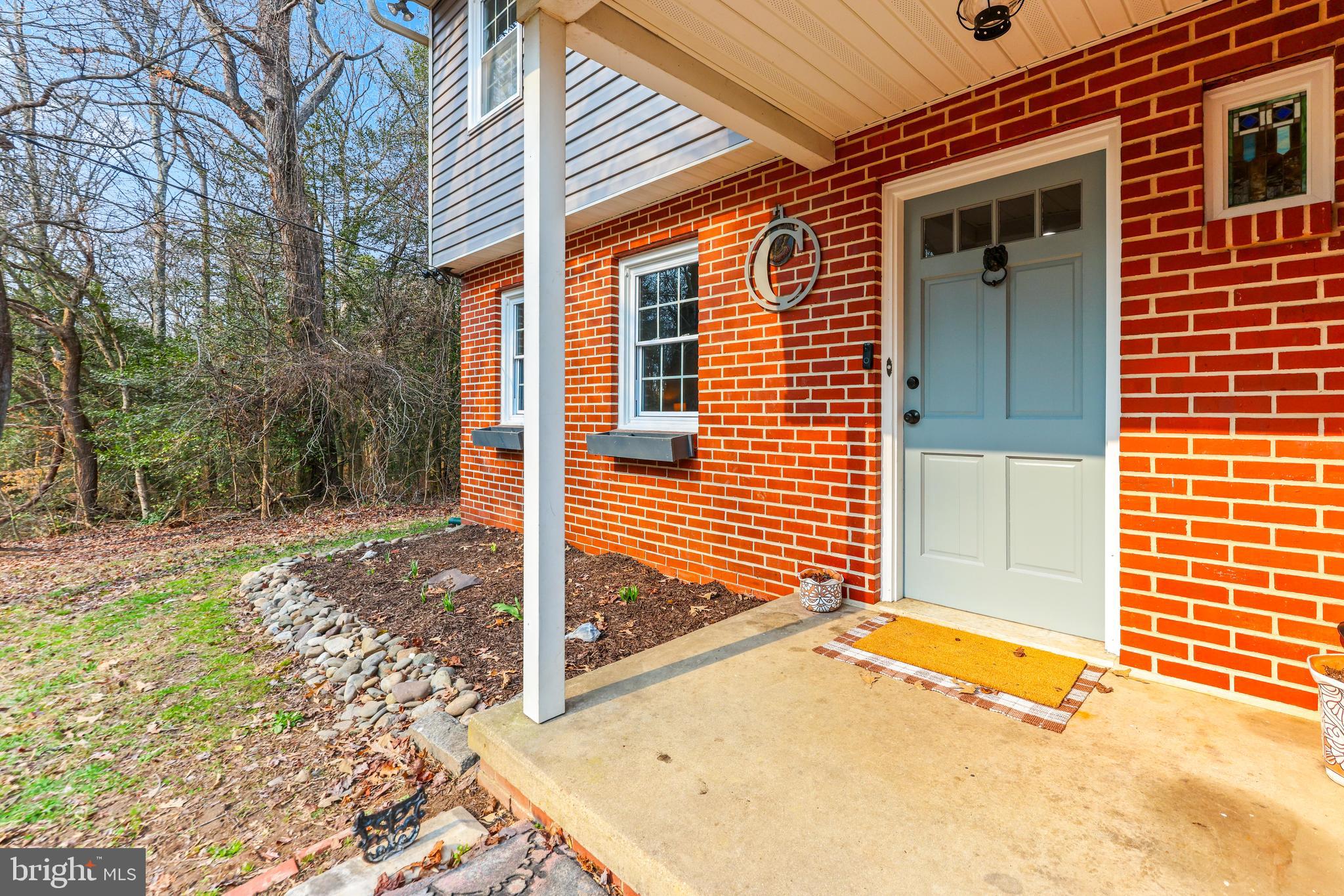 MIDDLE RIVER - Residential