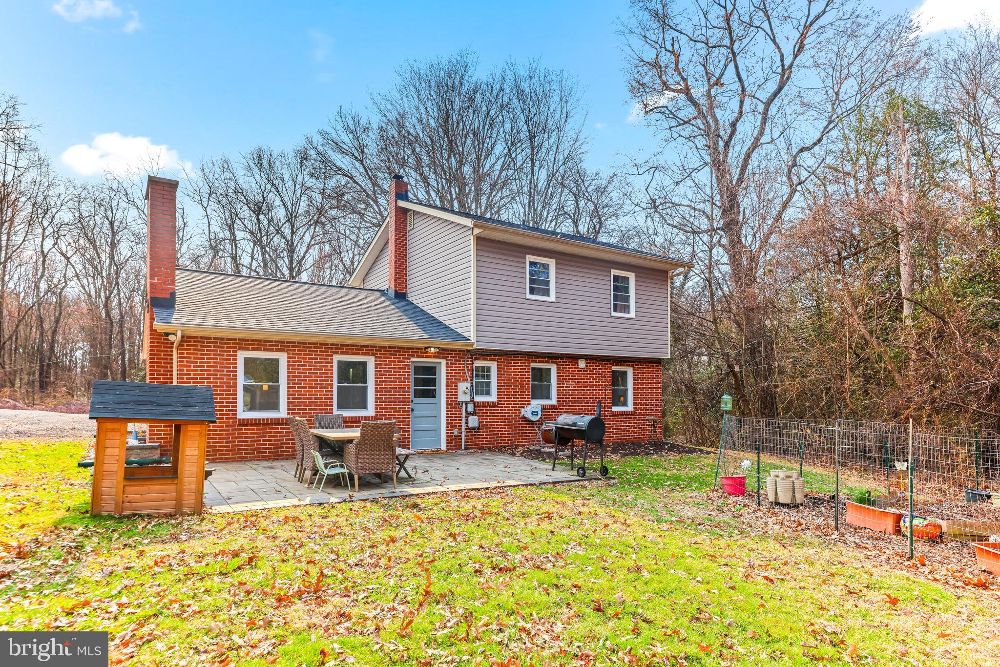 MIDDLE RIVER - Residential