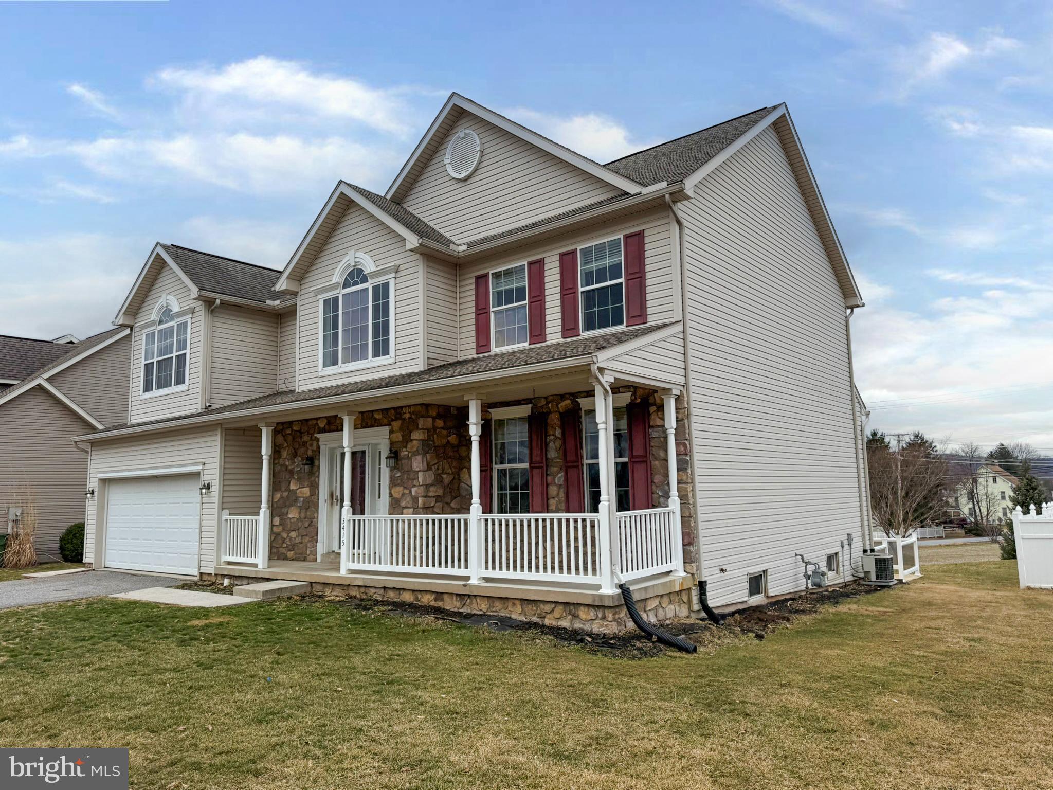 VINTAGE ACRES - Residential