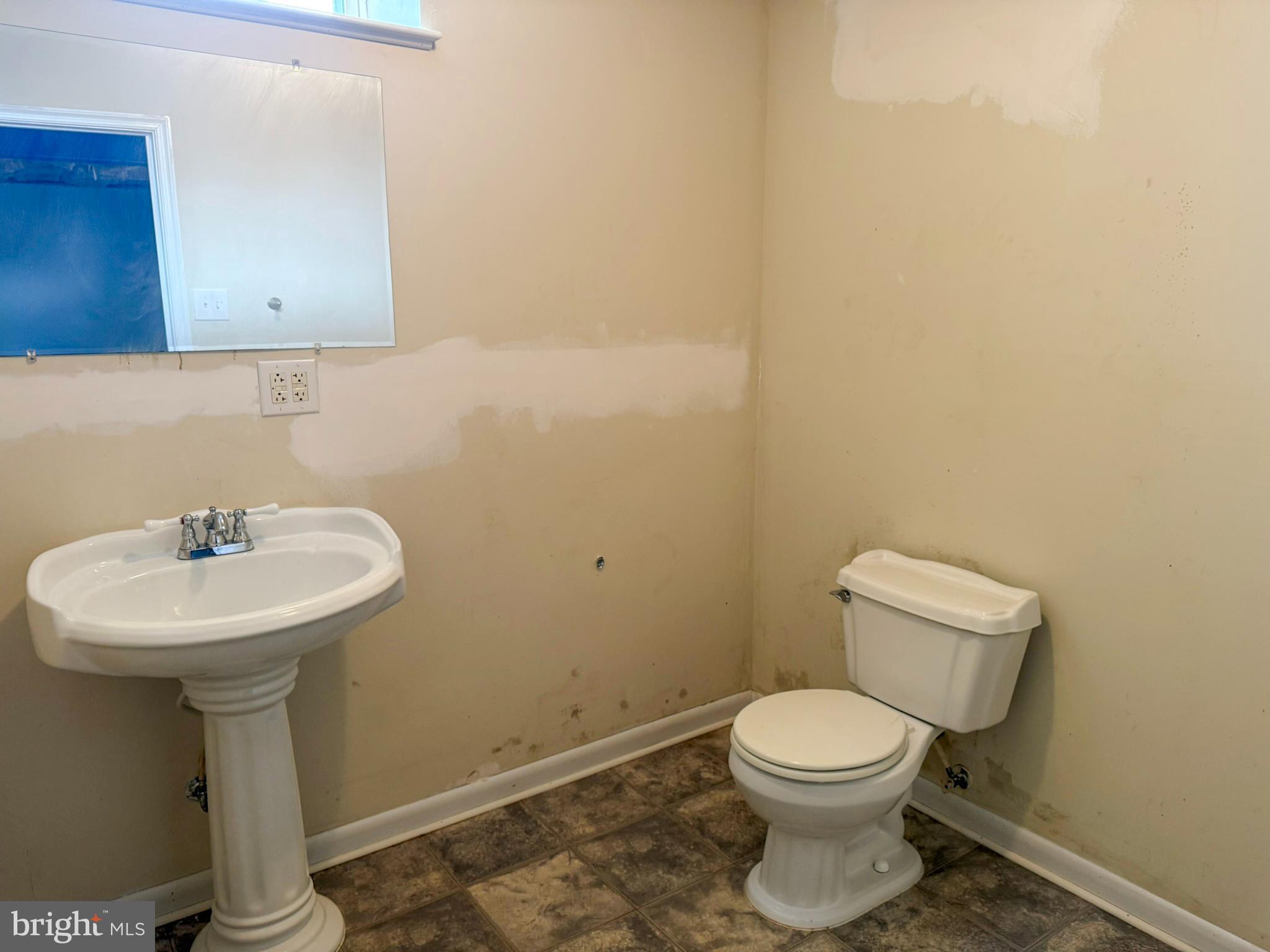 VINTAGE ACRES - Residential