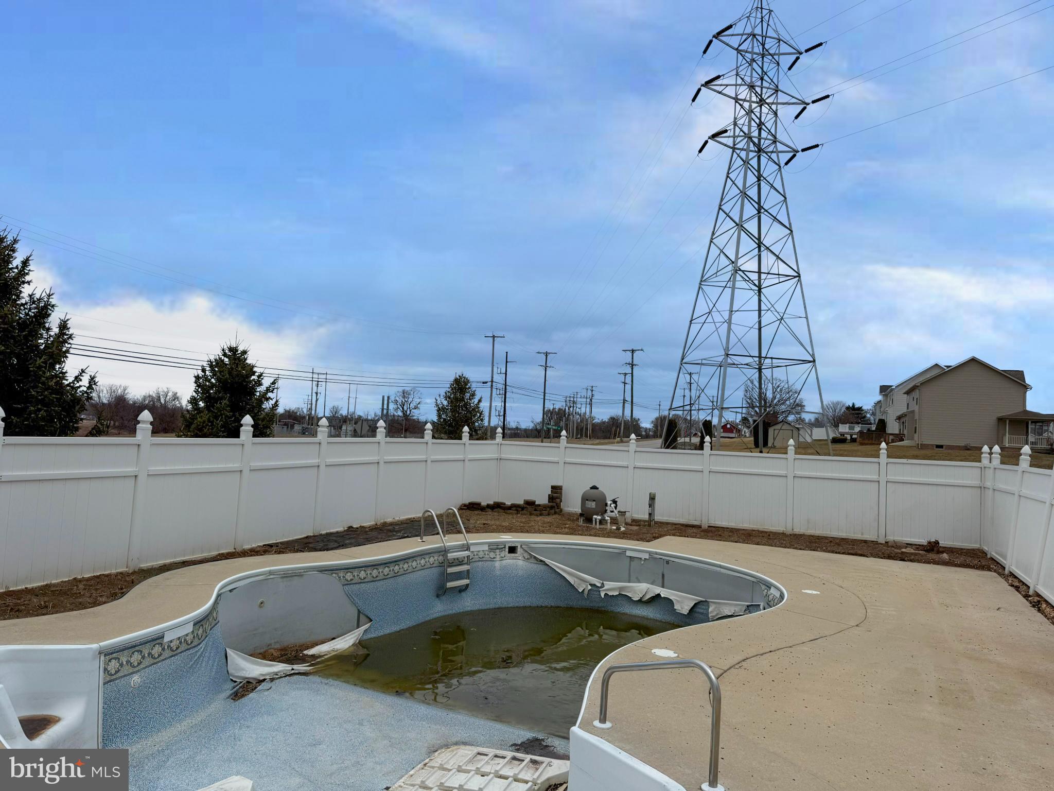 VINTAGE ACRES - Residential