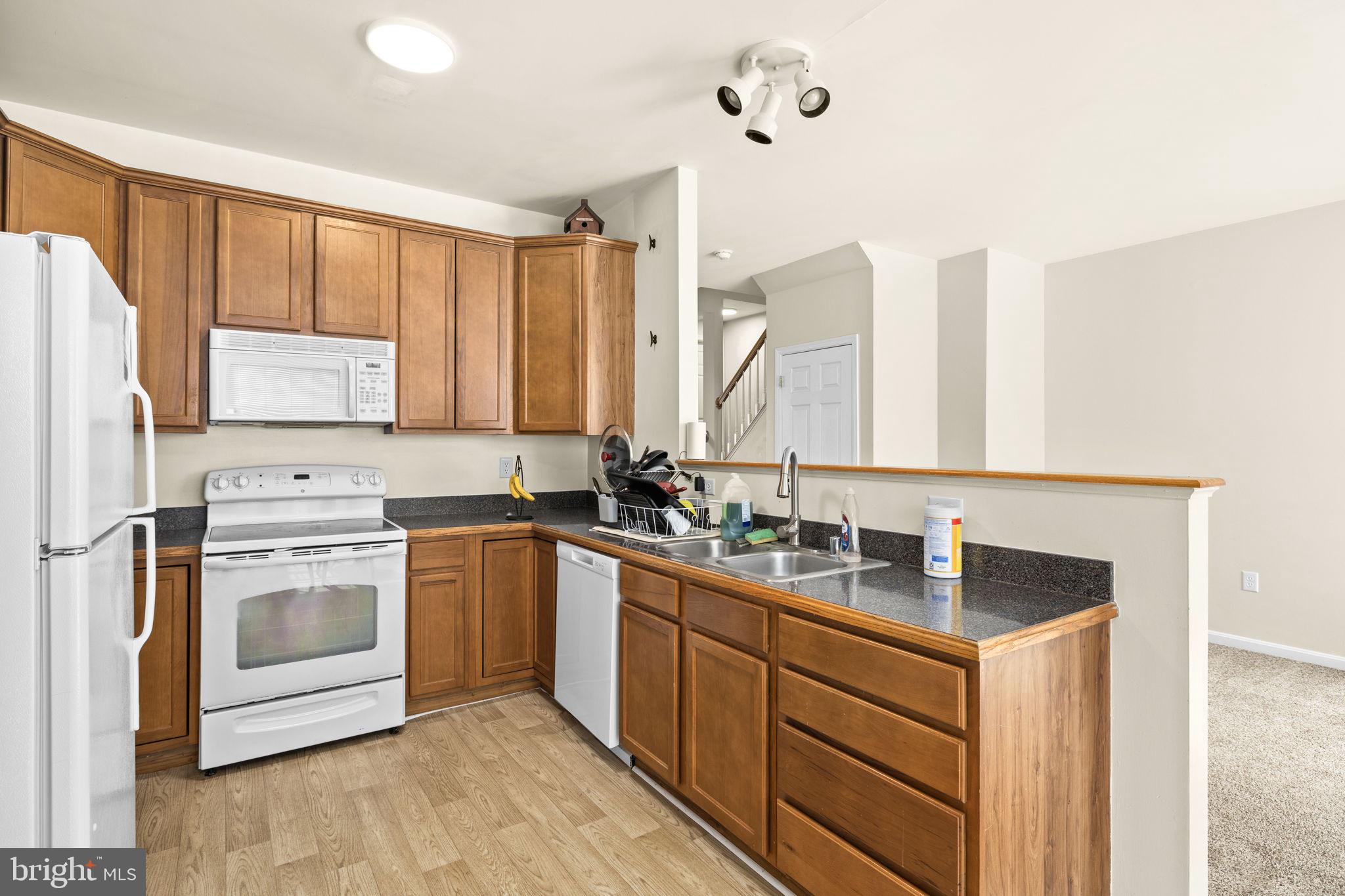 MALLARDS LANDING - Residential