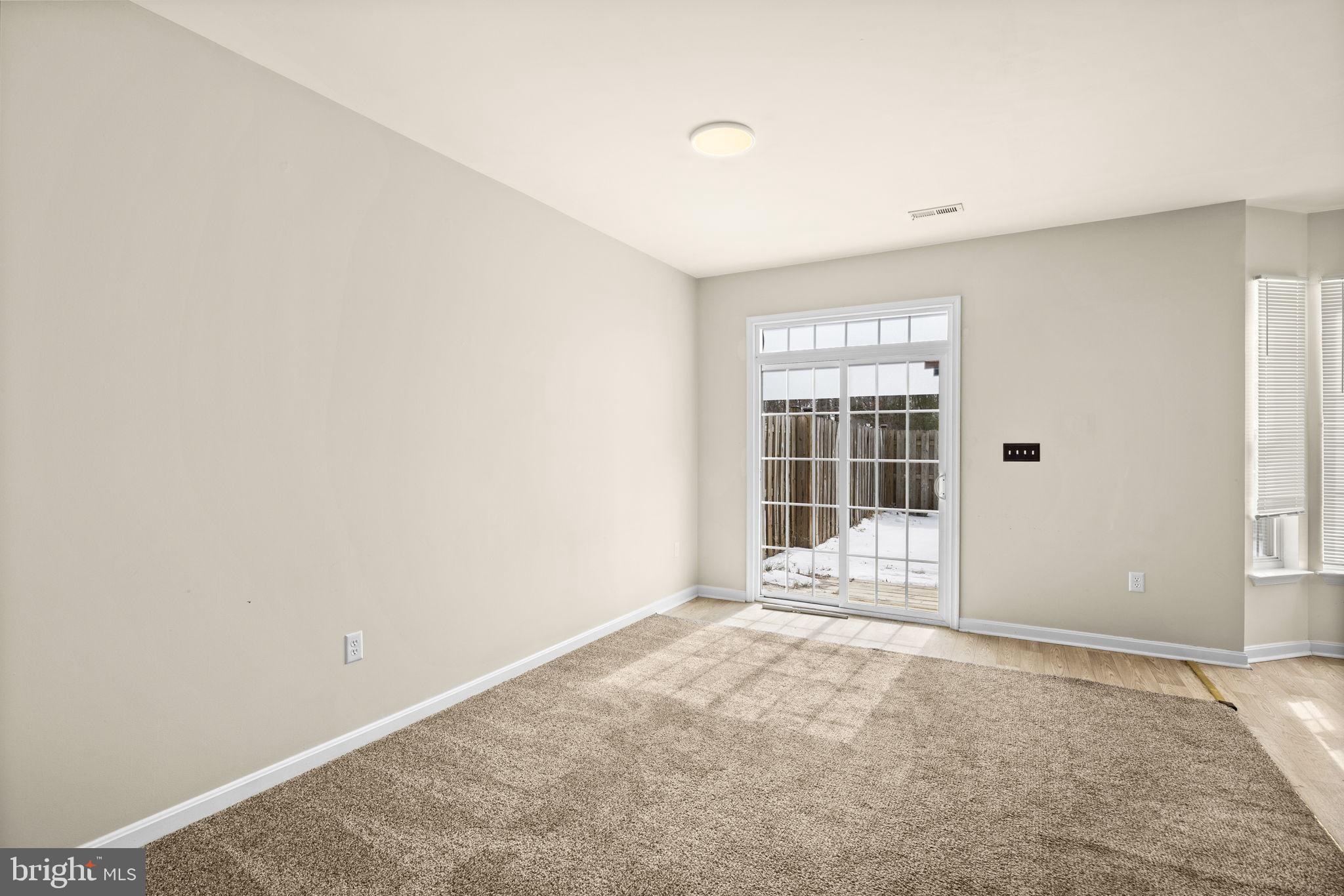 MALLARDS LANDING - Residential