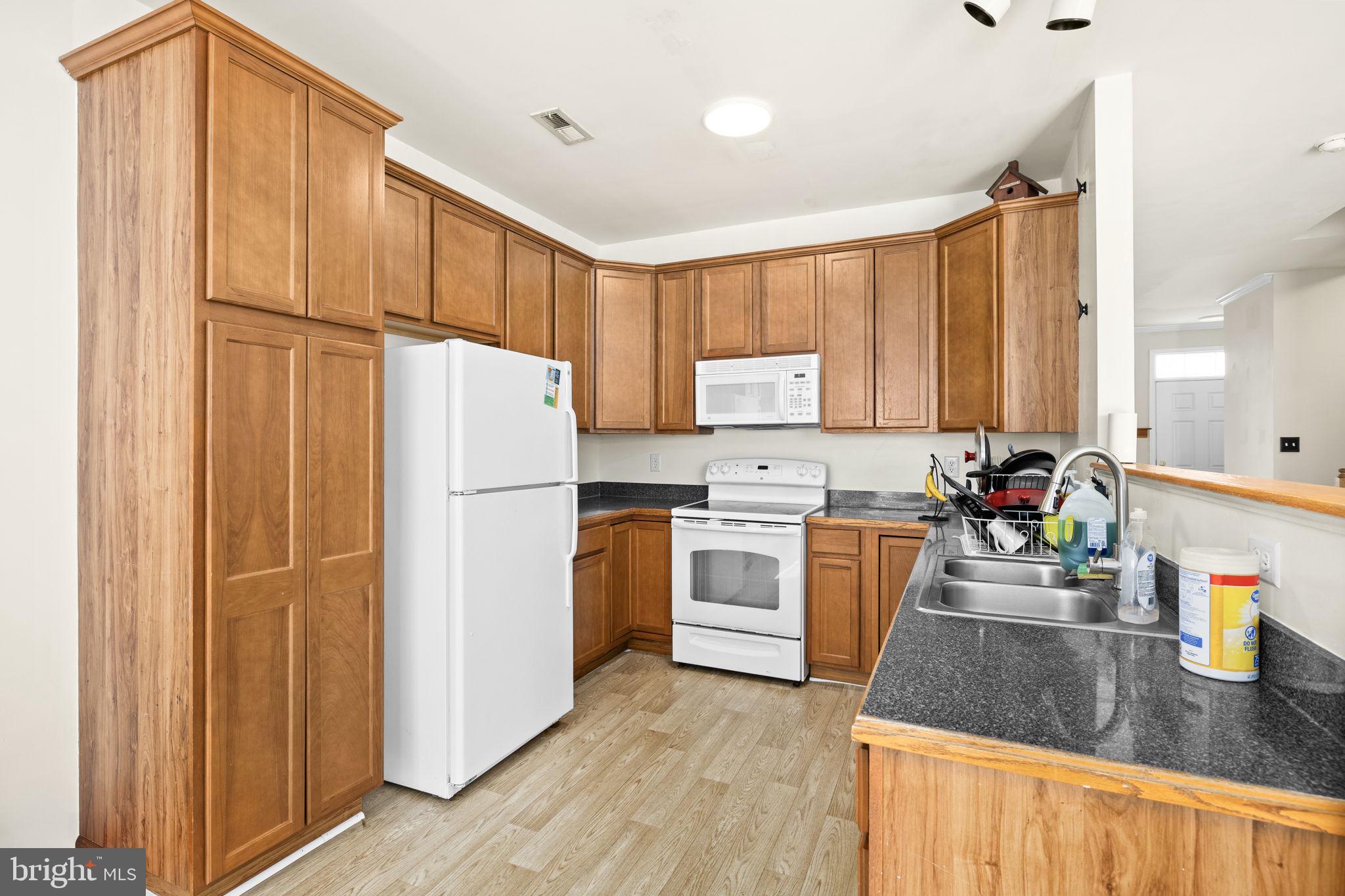 MALLARDS LANDING - Residential