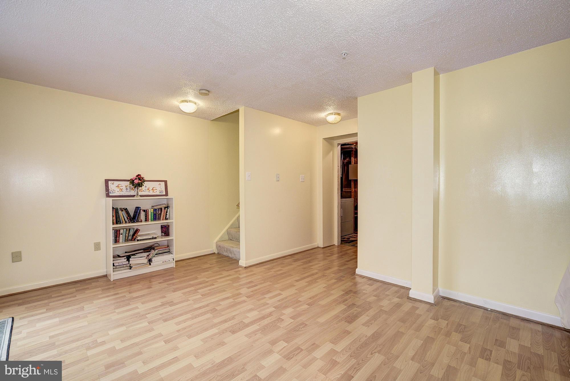 PINEY GLEN VILLAGE - Residential