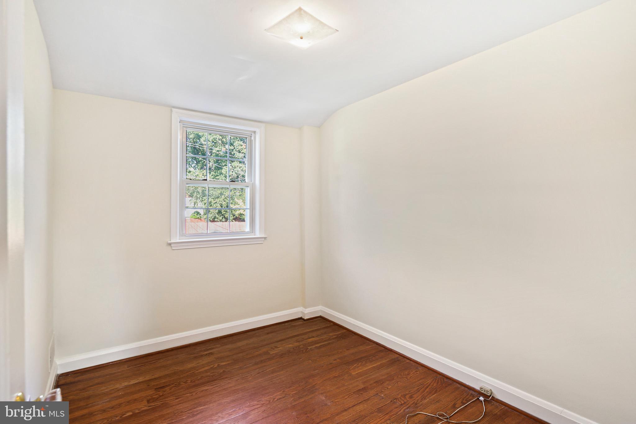 KNETTISHALL - Residential