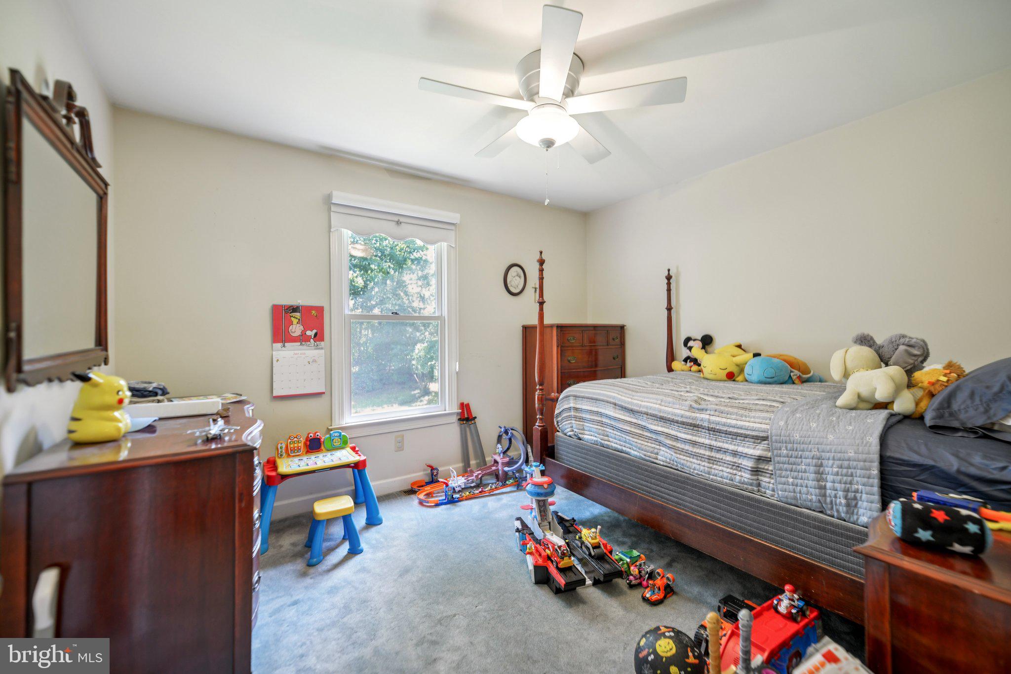 ALUM SPRING EAST - Residential