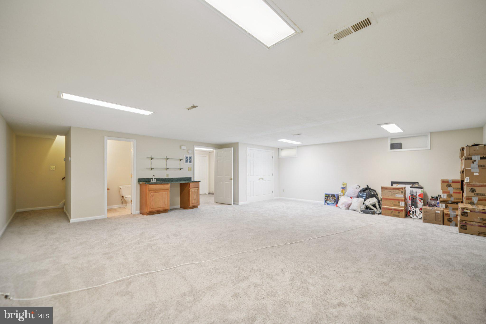 ALUM SPRING EAST - Residential