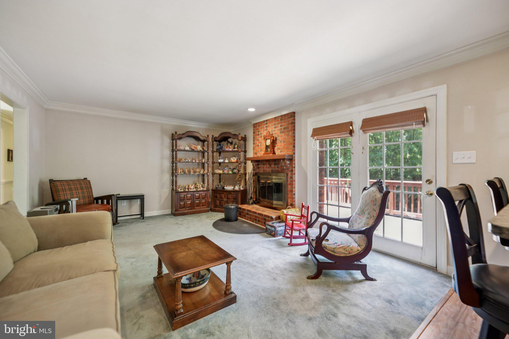 ALUM SPRING EAST - Residential